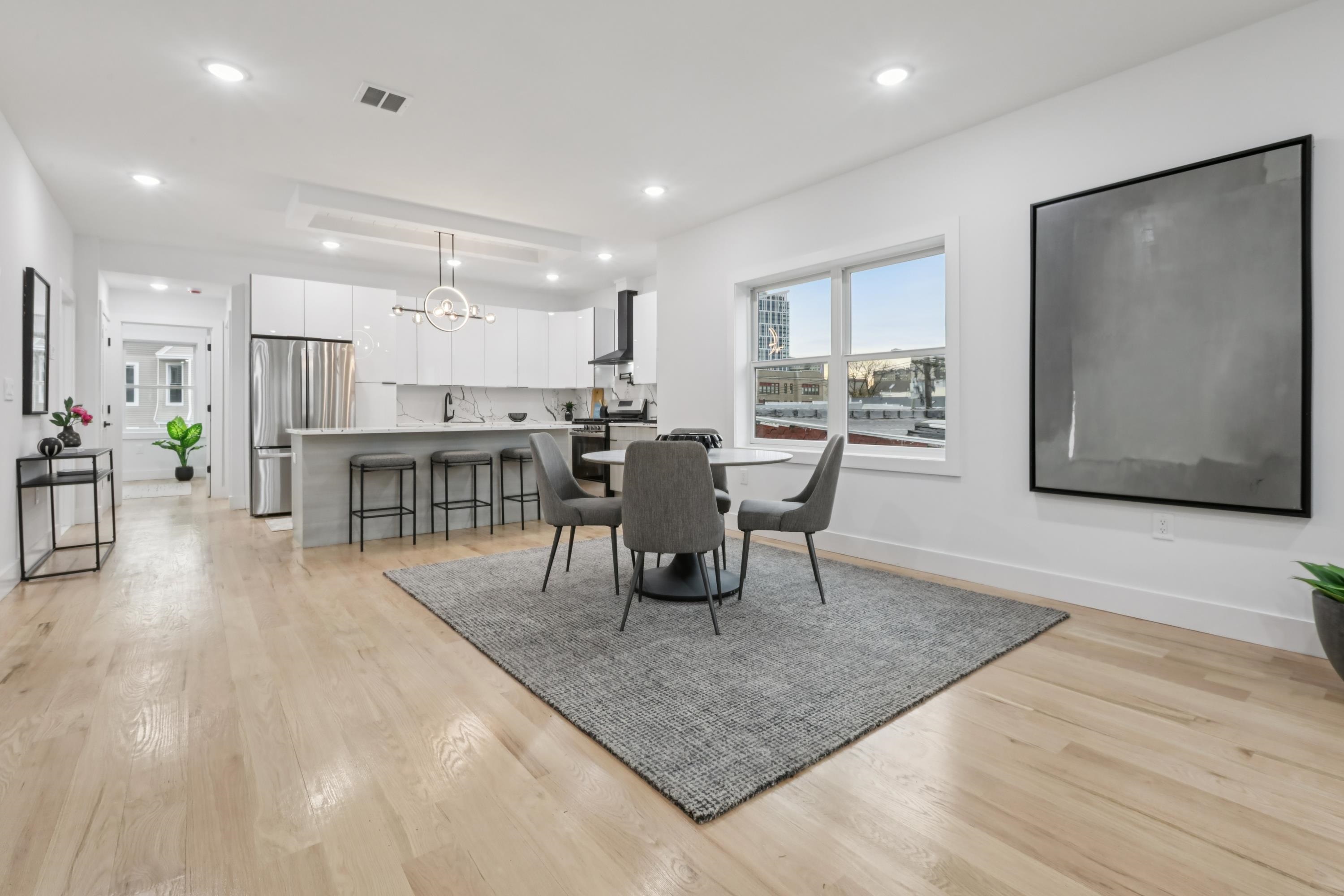 78 BEACON AVE Unit: 2