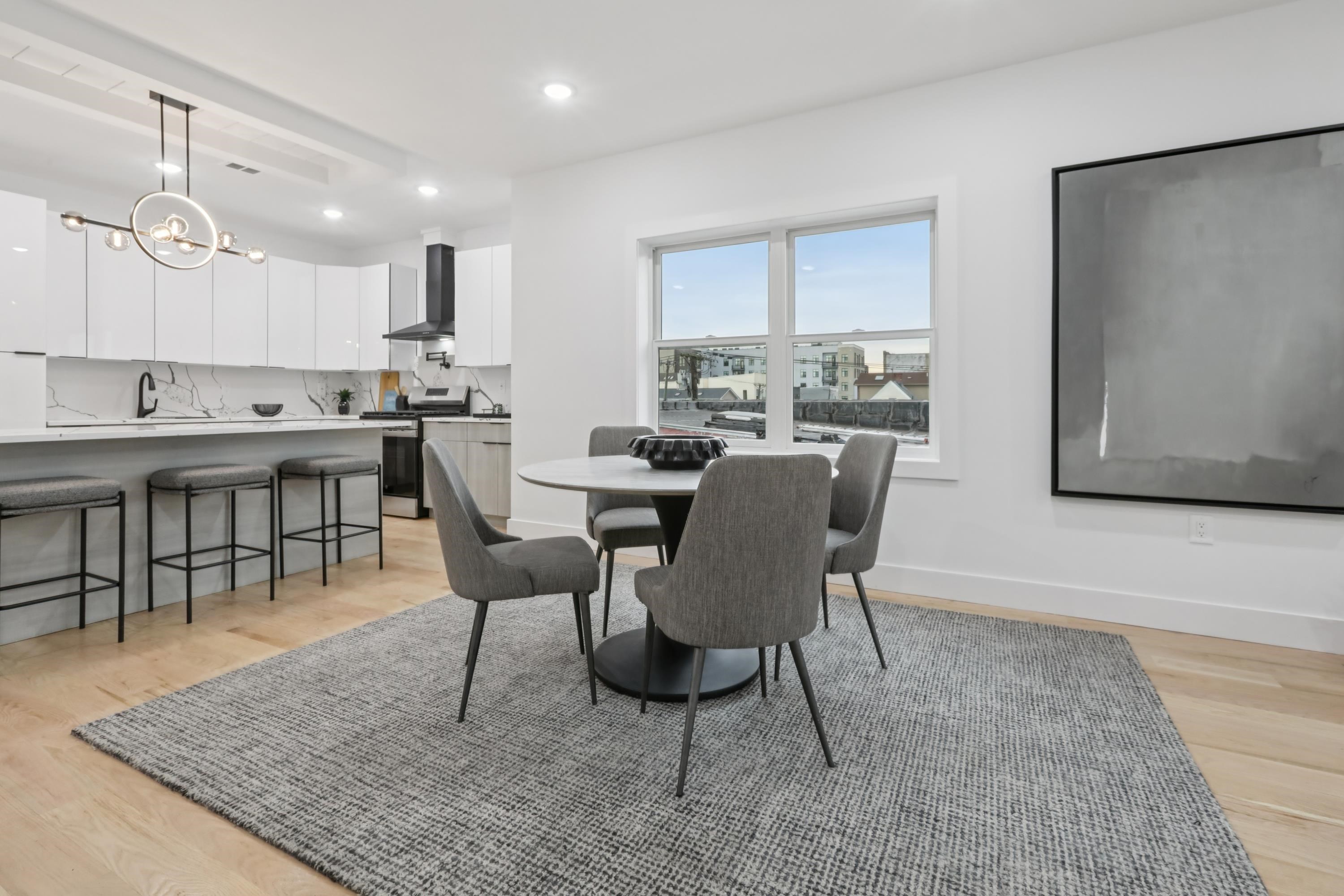 78 BEACON AVE Unit: 2