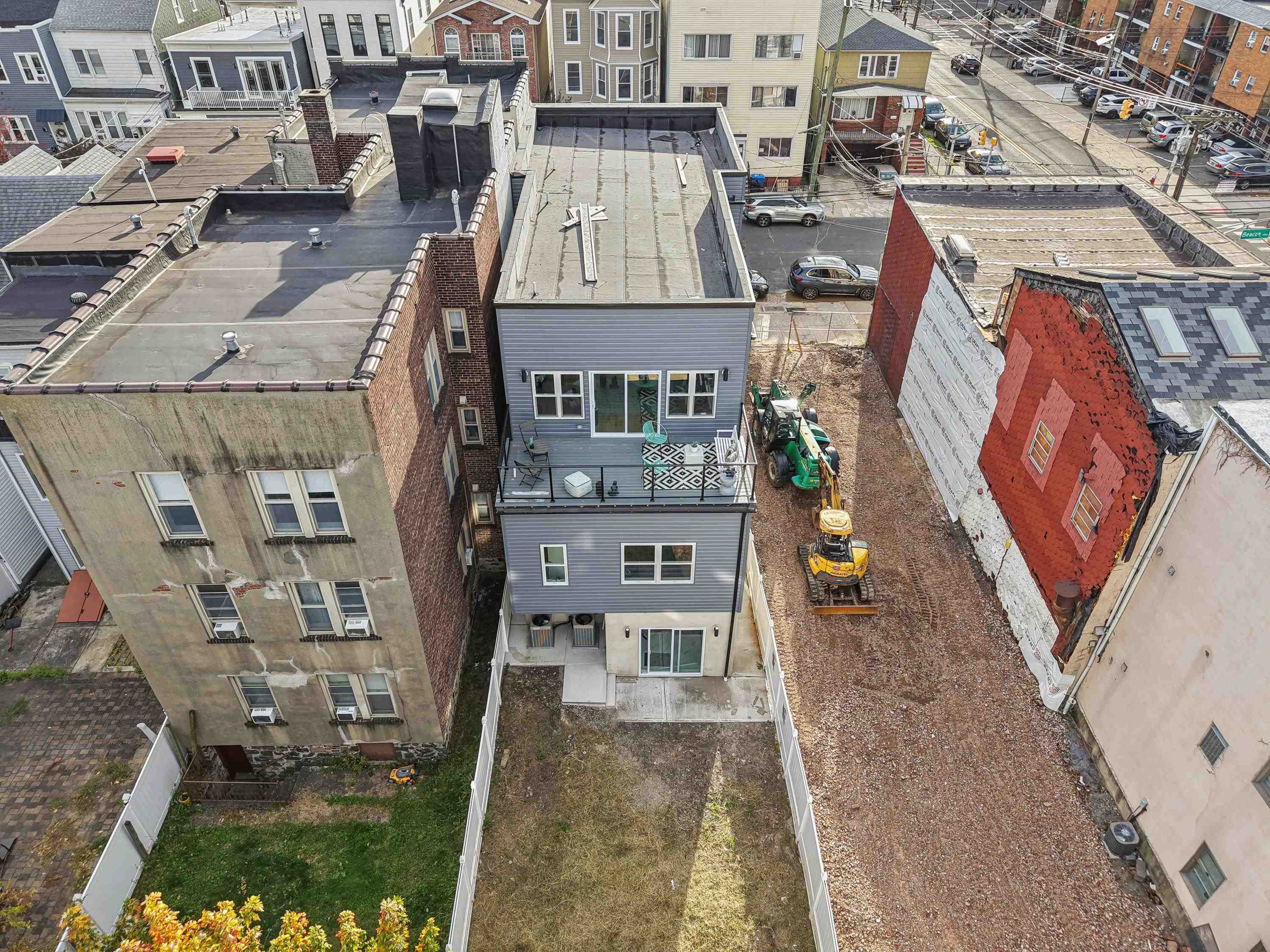 78 BEACON AVE Unit: 1