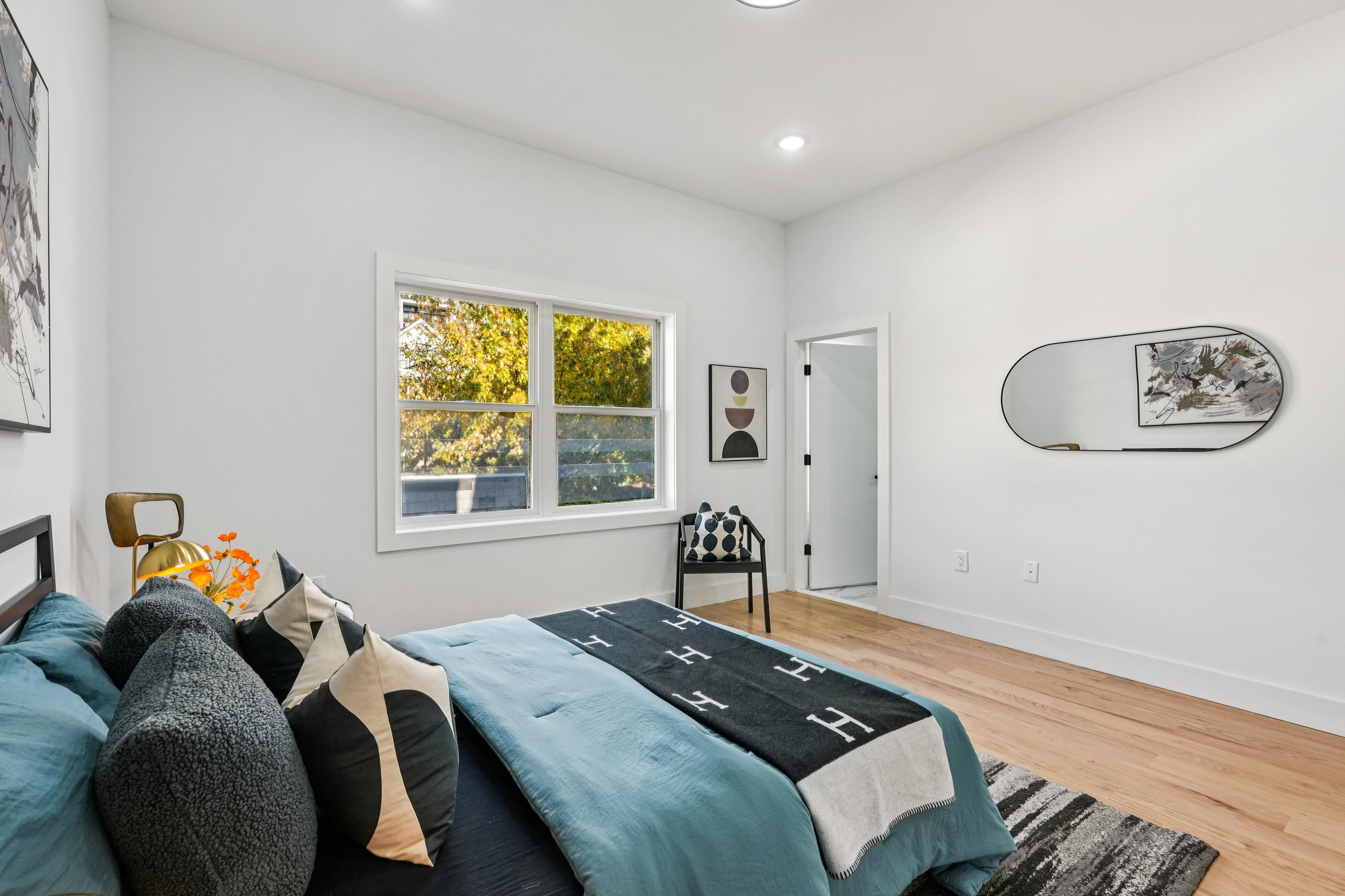 78 BEACON AVE Unit: 1