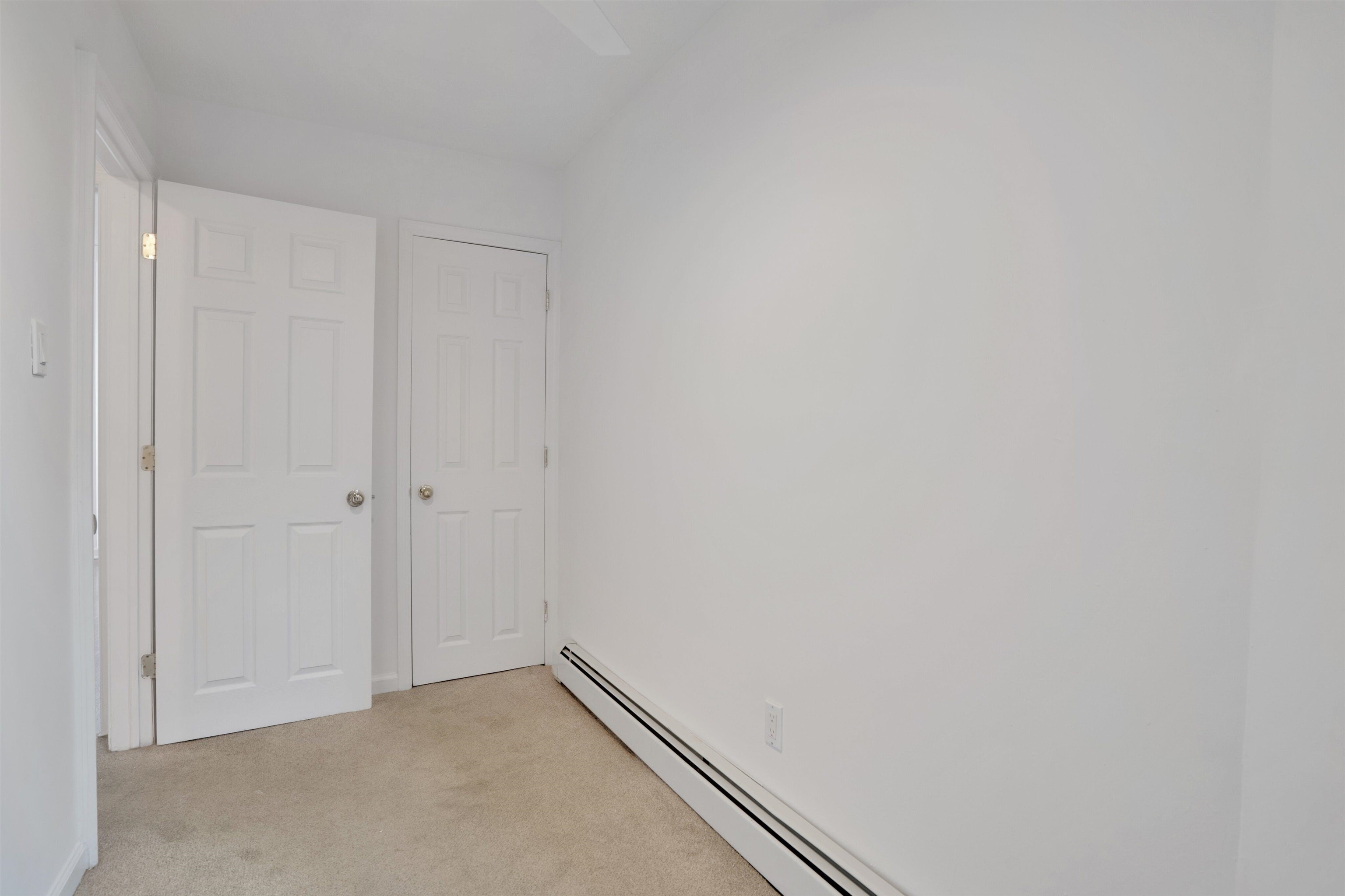 811 MONTGOMERY ST Unit: 2L