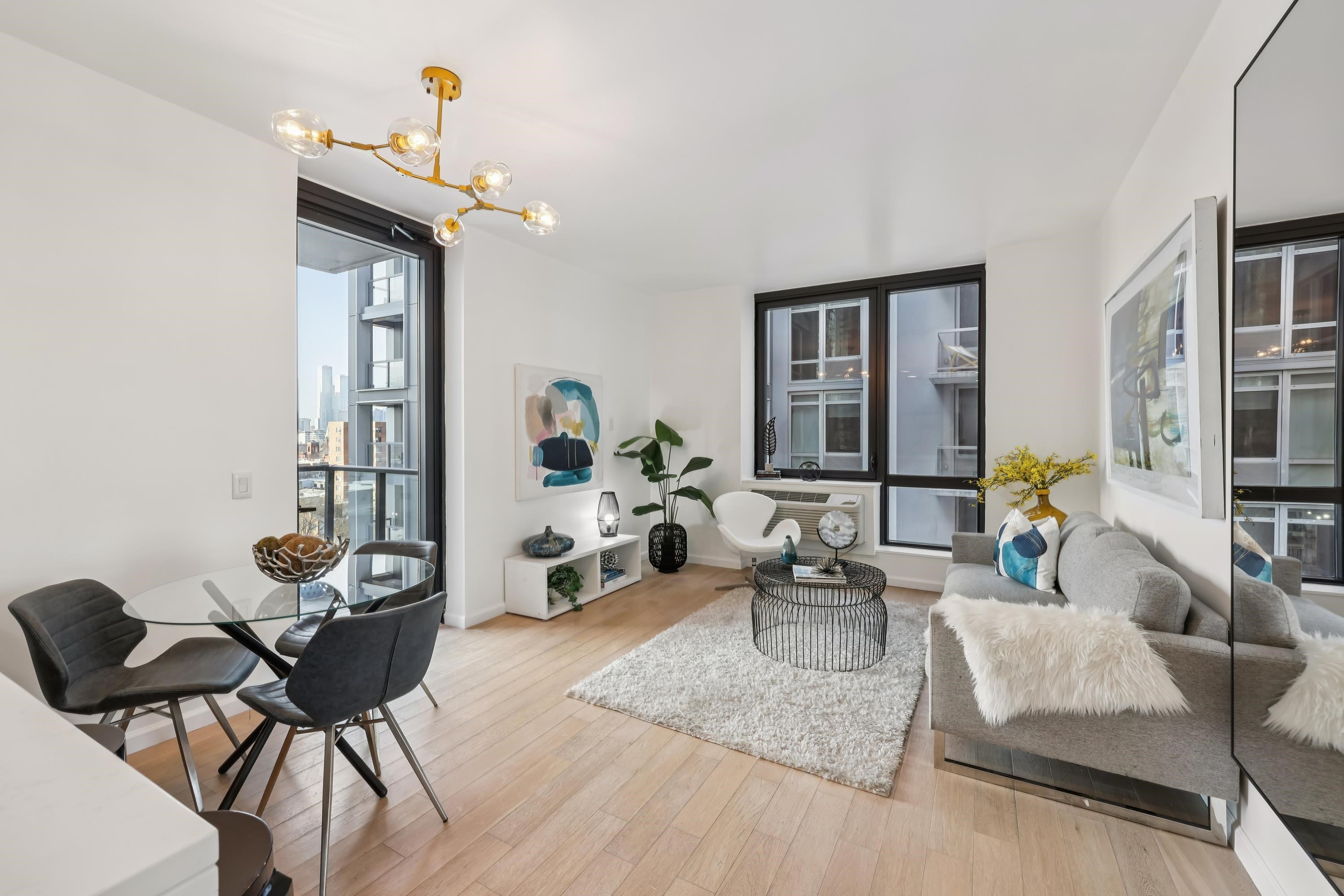 160 1ST ST Unit: 1013