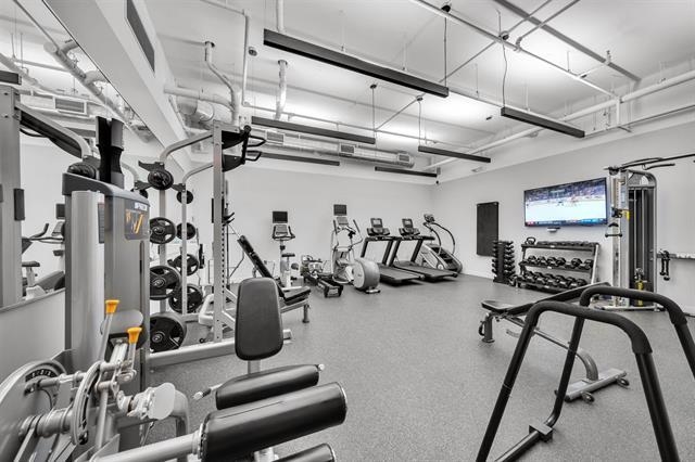 160 1ST ST Unit: 1013