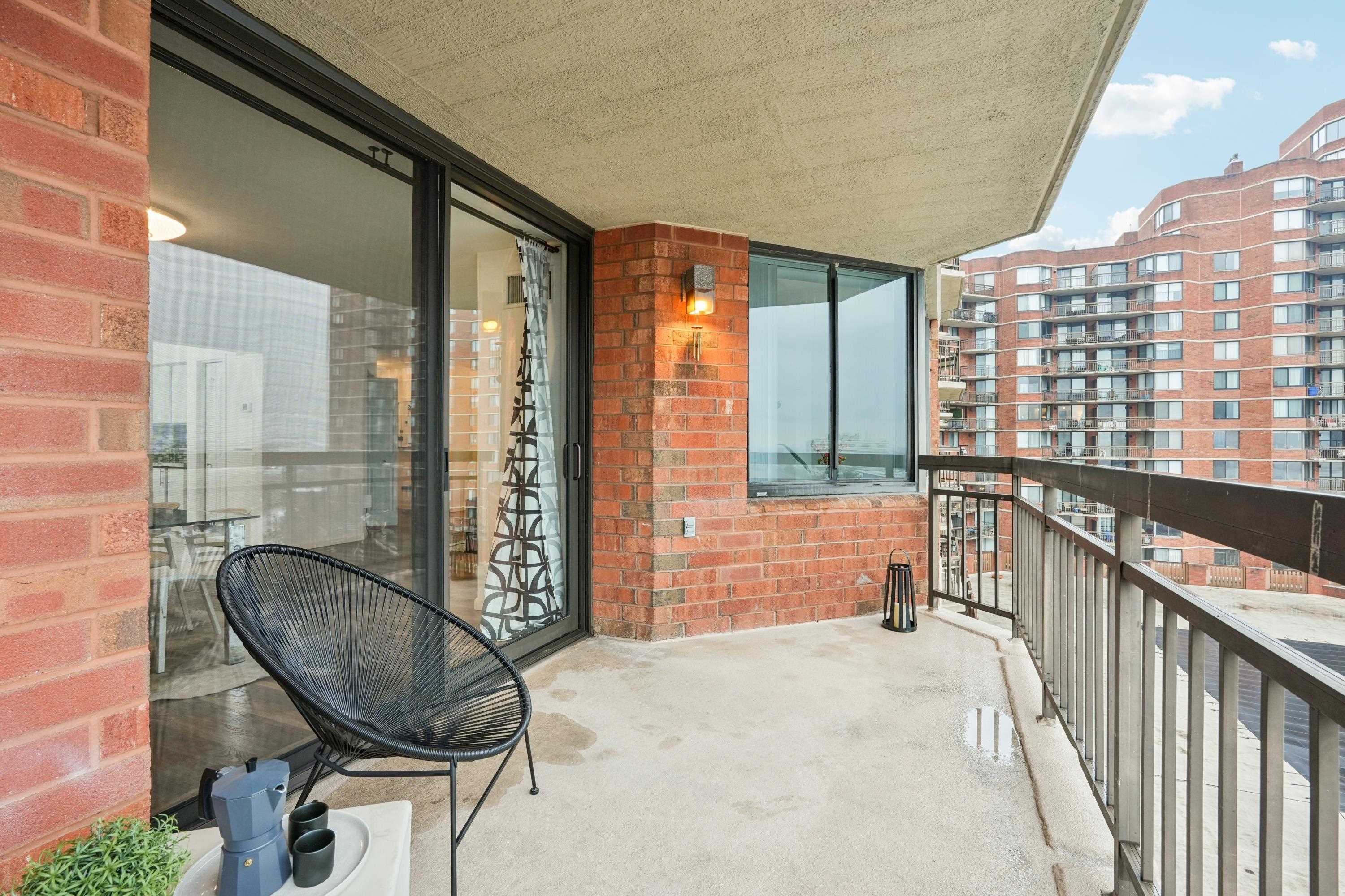 530 HARMON COVE TOWER Unit: 530