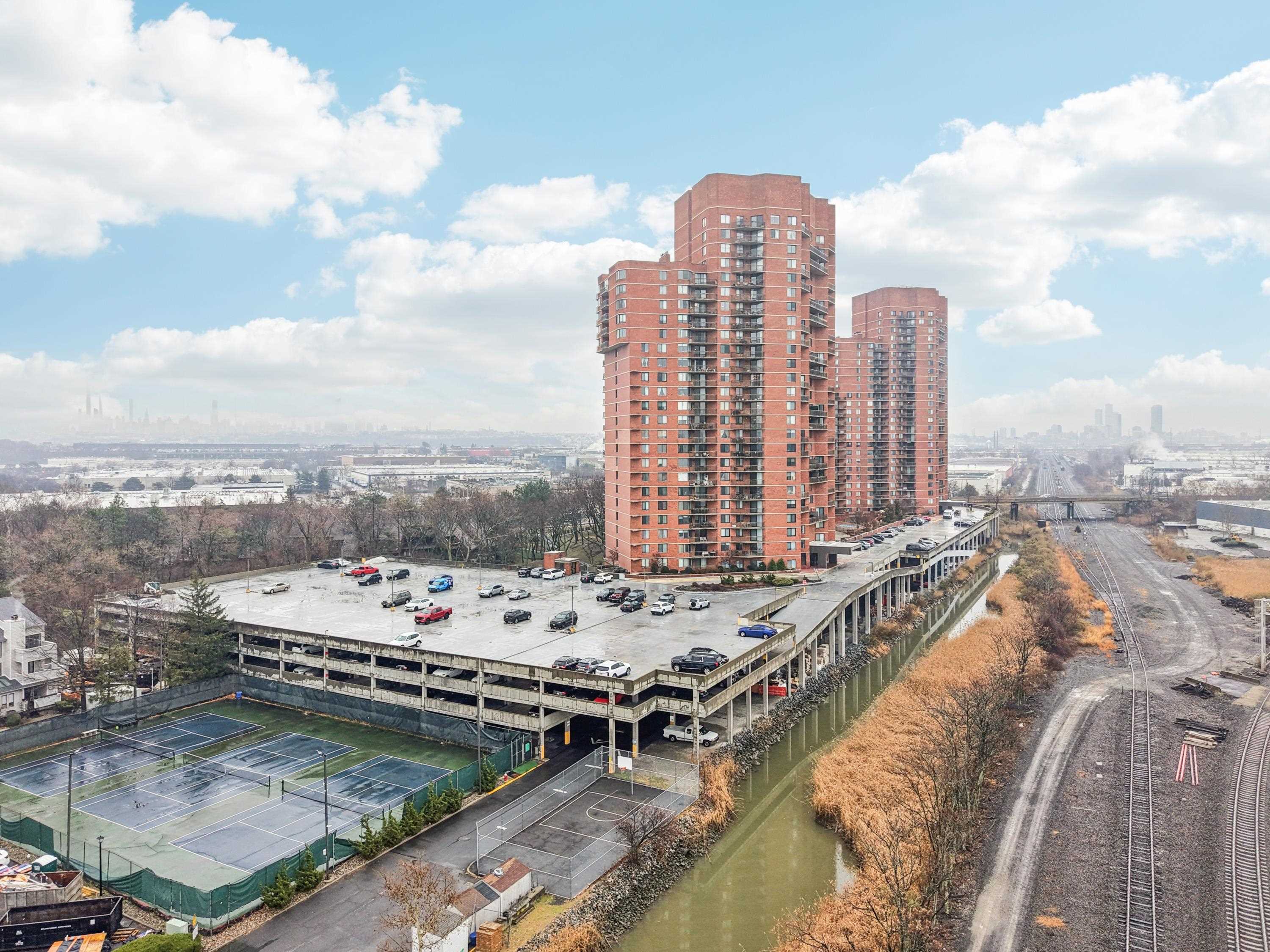 530 HARMON COVE TOWER Unit: 530