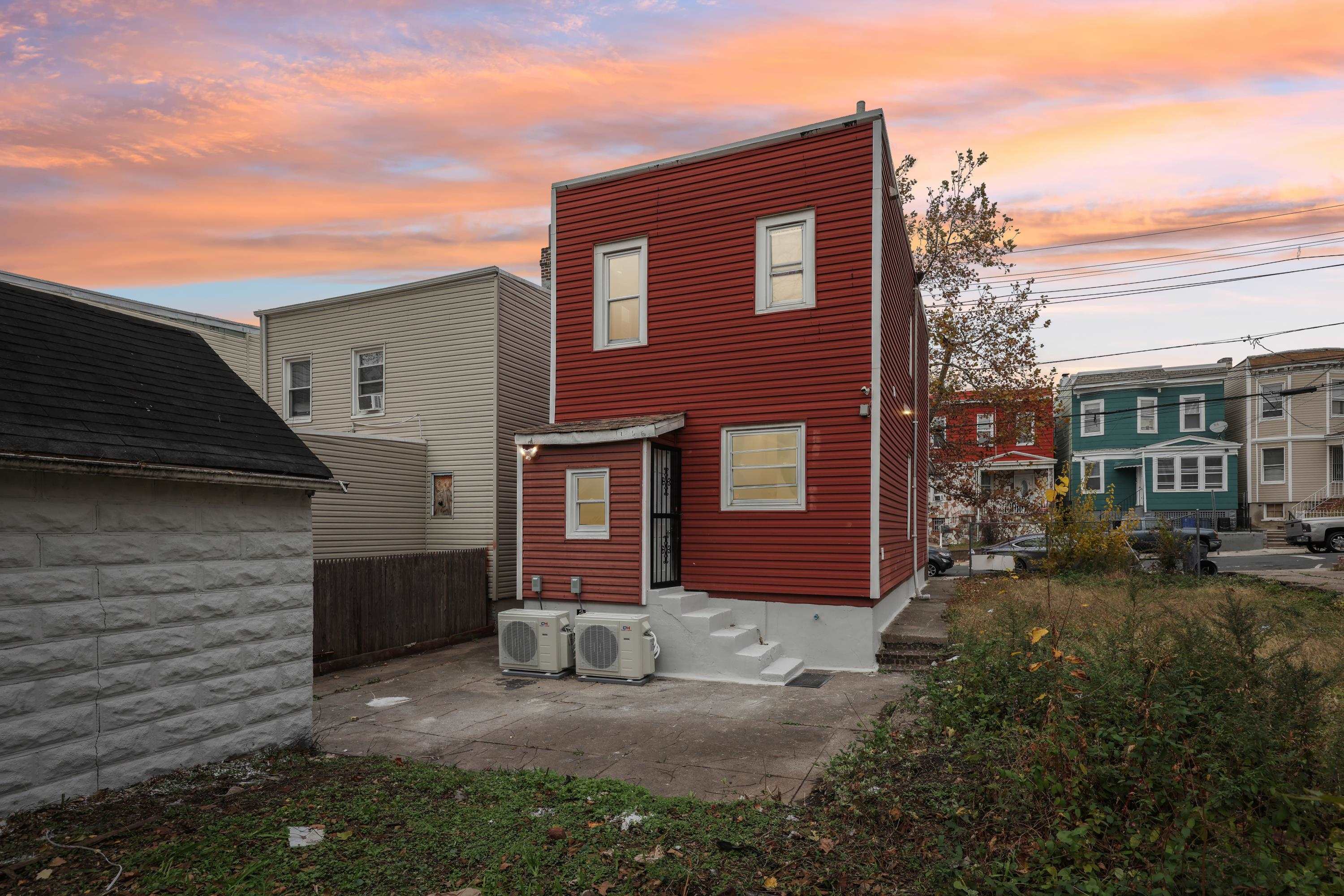 299 CLAREMONT AVE