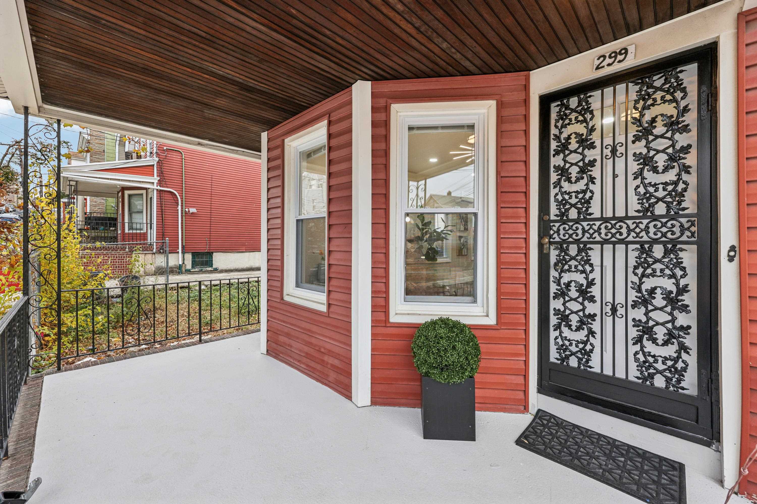 299 CLAREMONT AVE