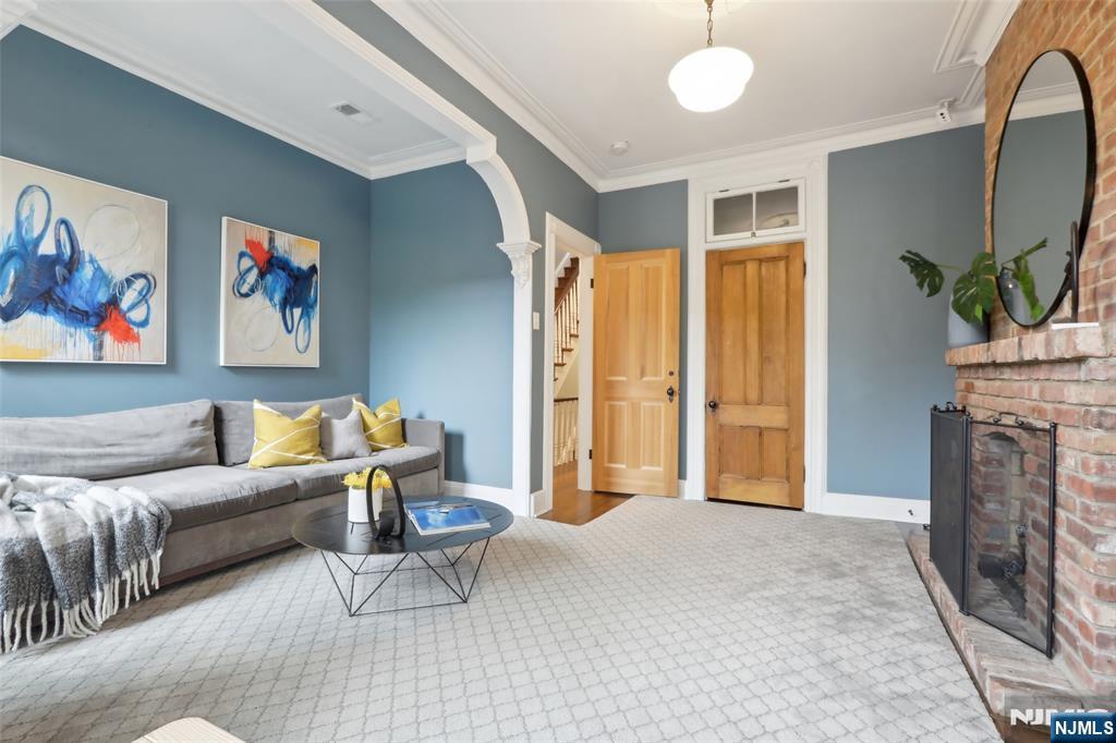 254 4th Street