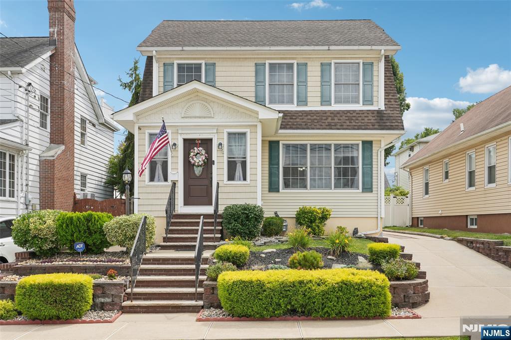 64 Manner Avenue