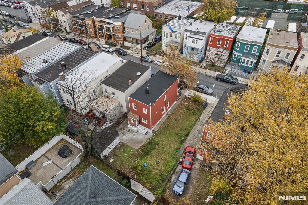 299 Claremont Avenue