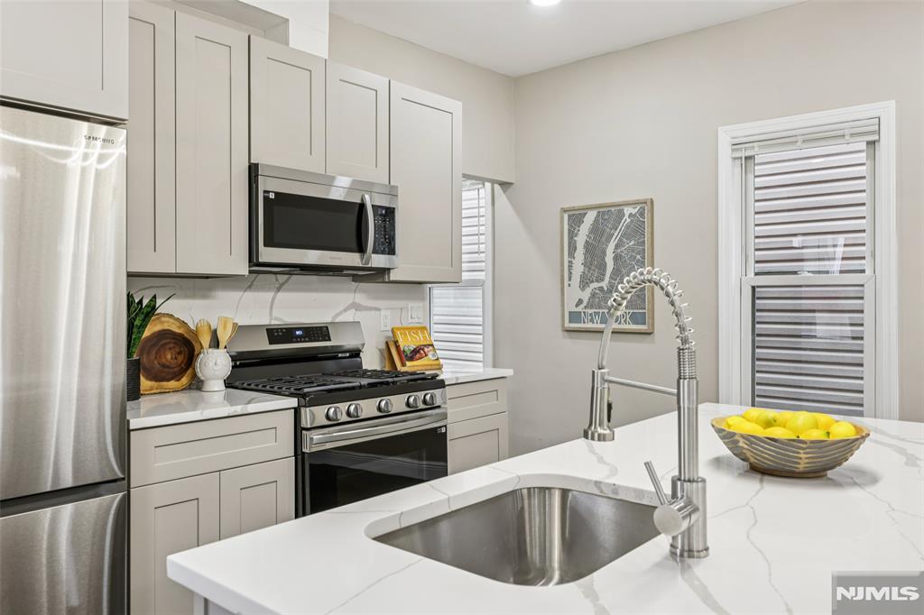 299 Claremont Avenue