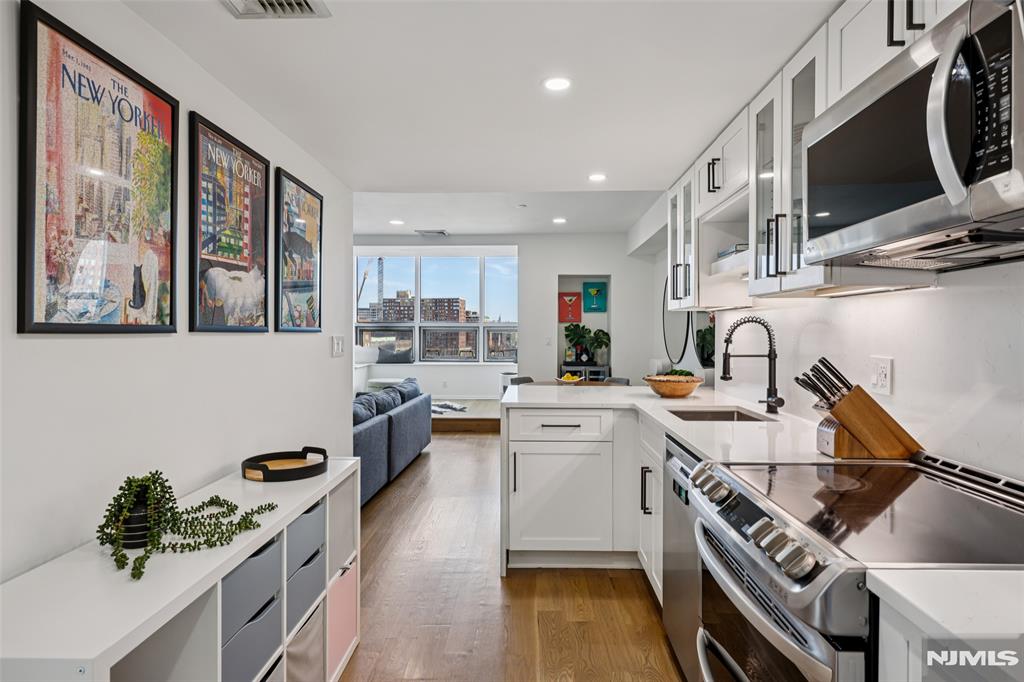 689 Luis Munoz Marin Boulevard 703