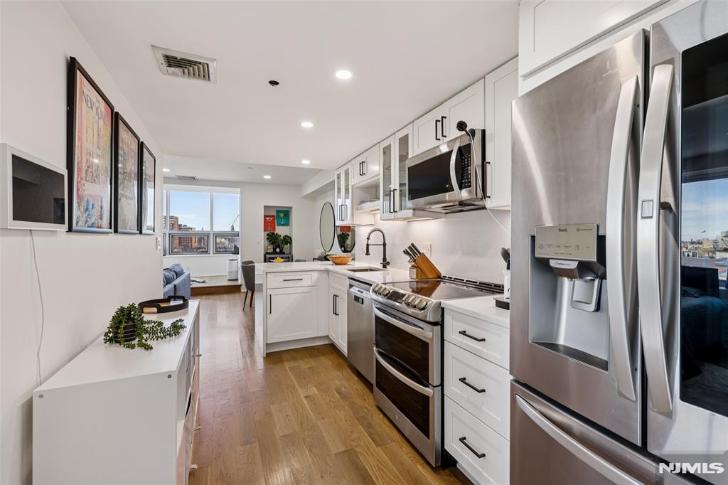 689 Luis Munoz Marin Boulevard 703