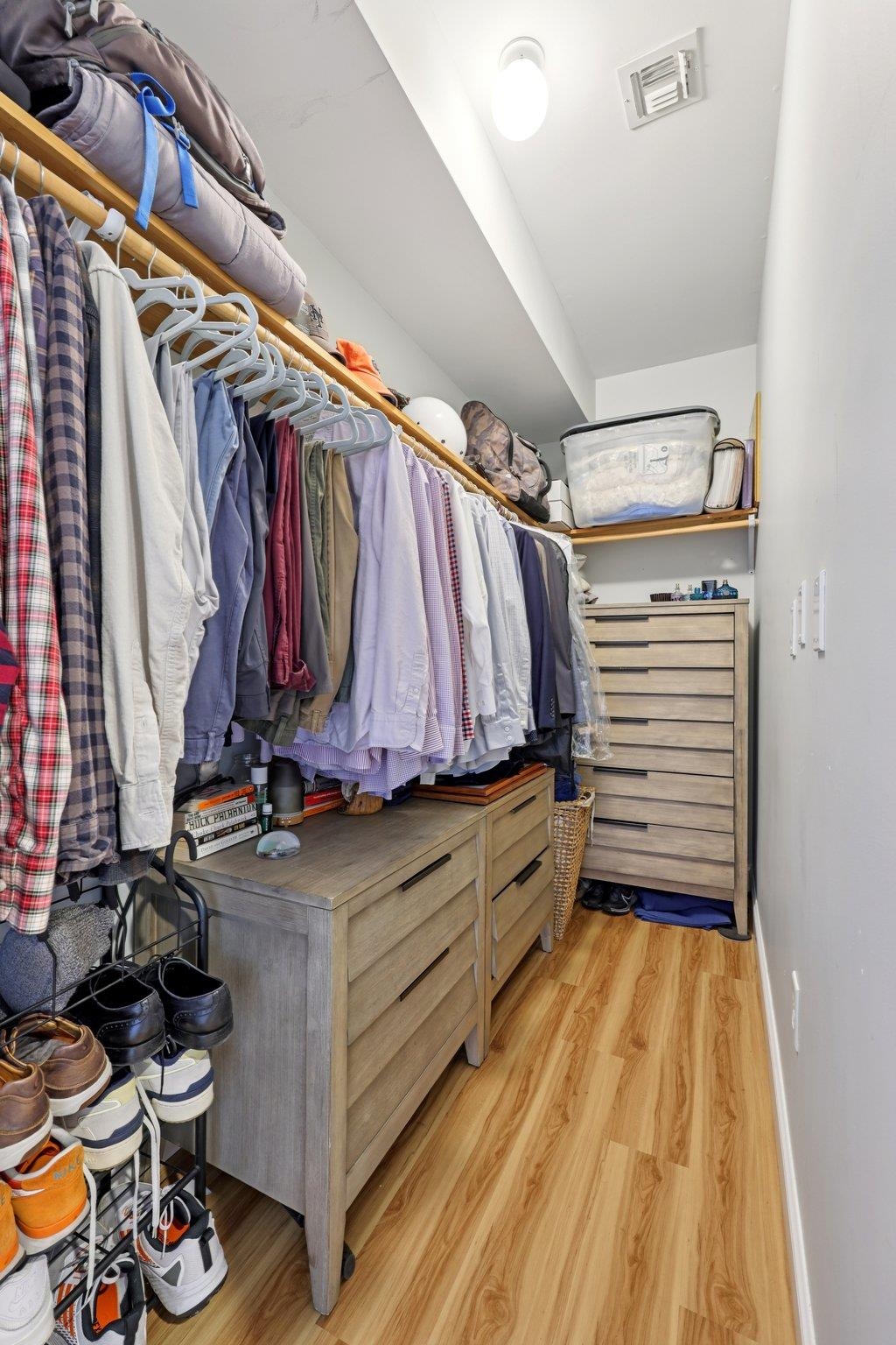 7008 MADISON ST Unit: 204