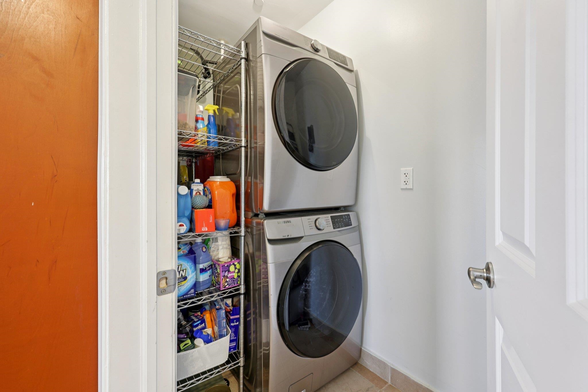 7008 MADISON ST Unit: 204