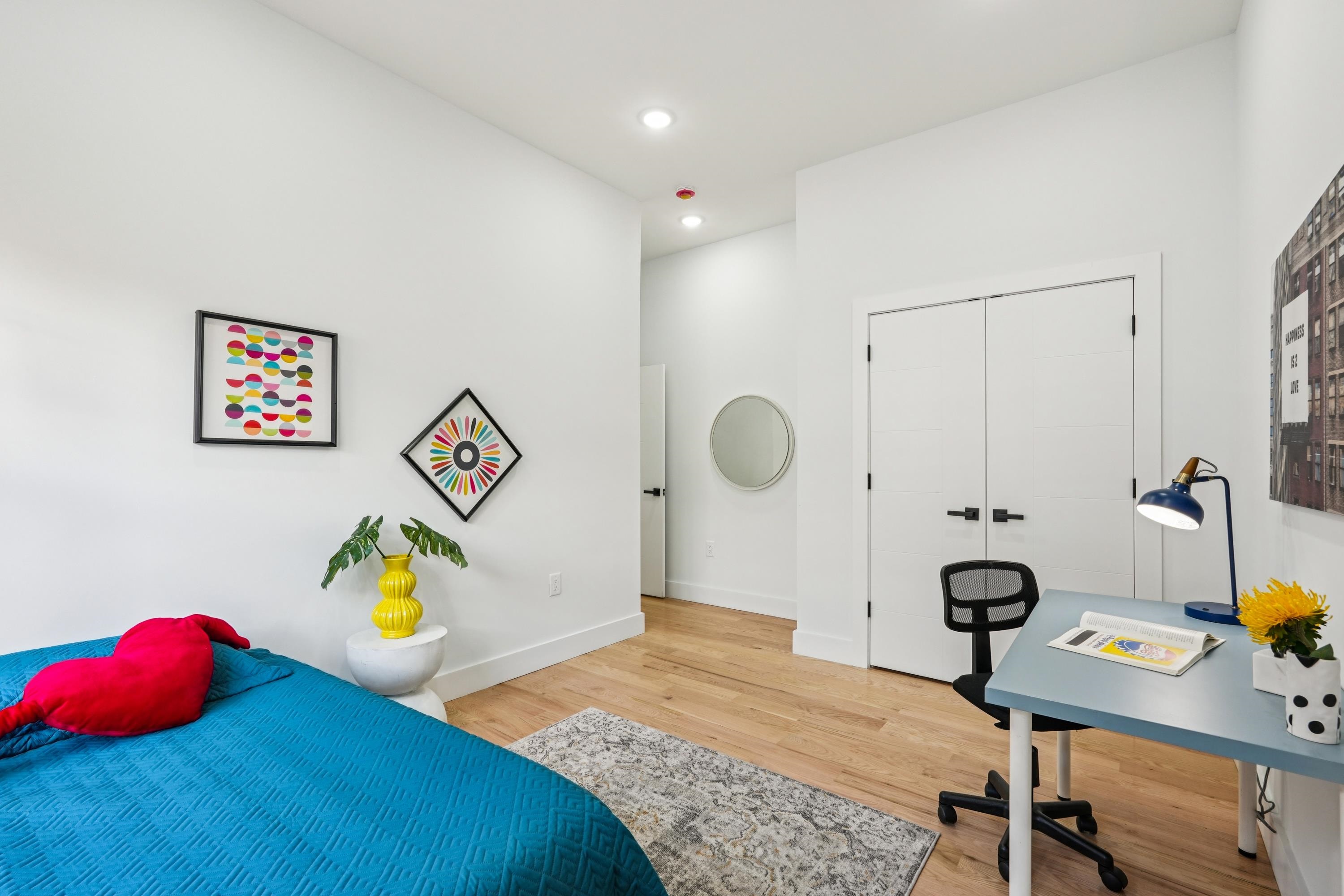 78 BEACON AVE Unit: 1