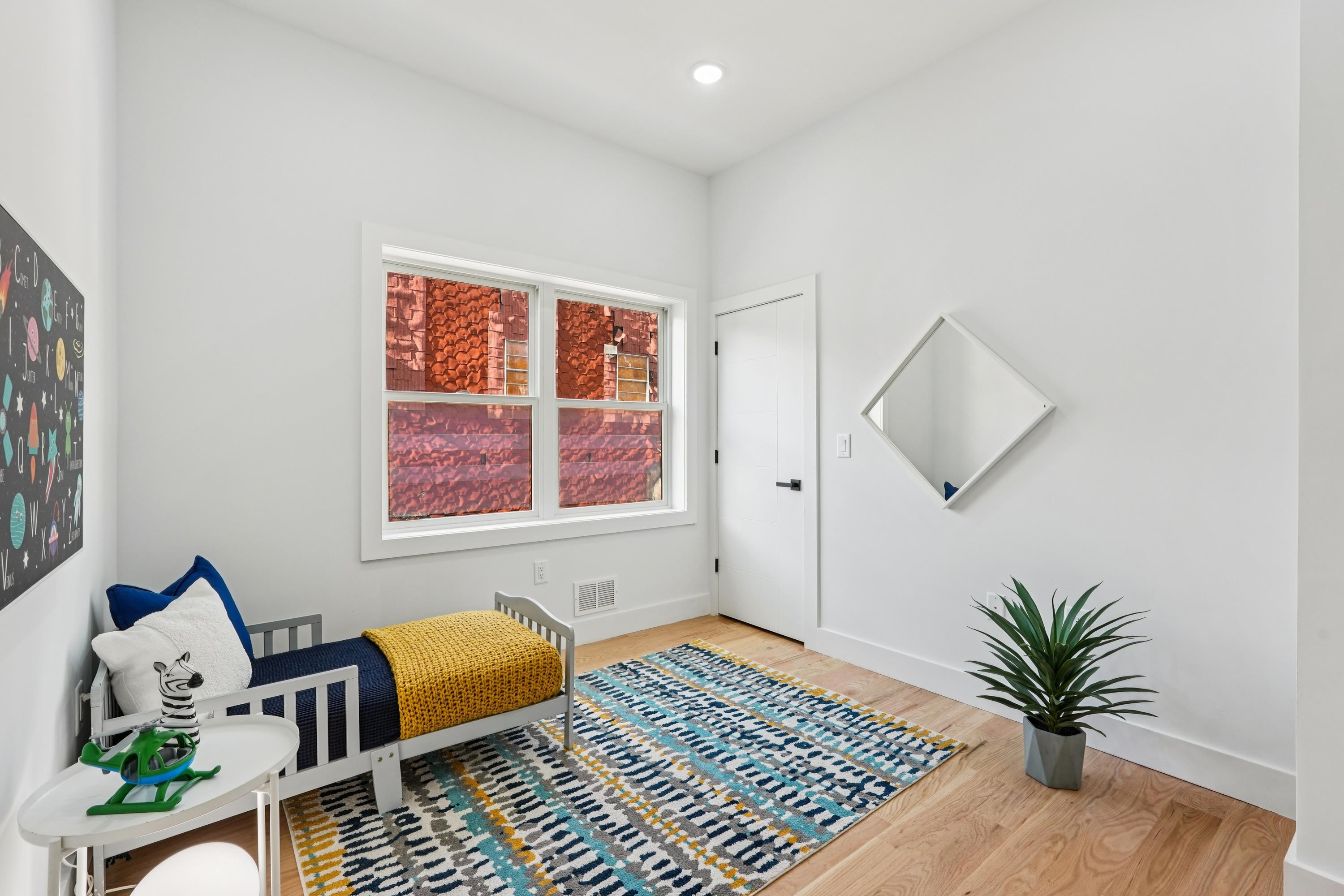 78 BEACON AVE Unit: 1