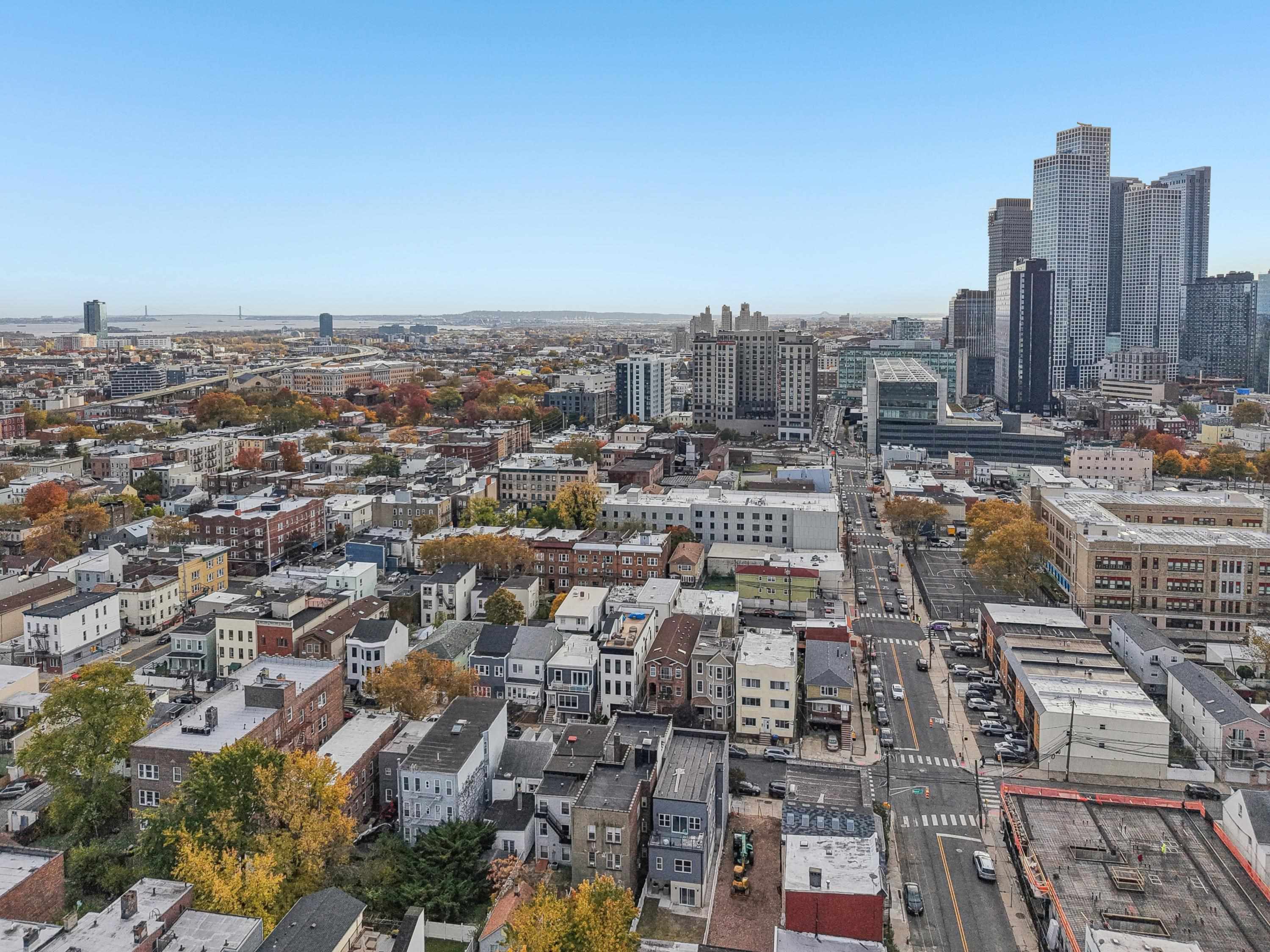 78 BEACON AVE Unit: 2