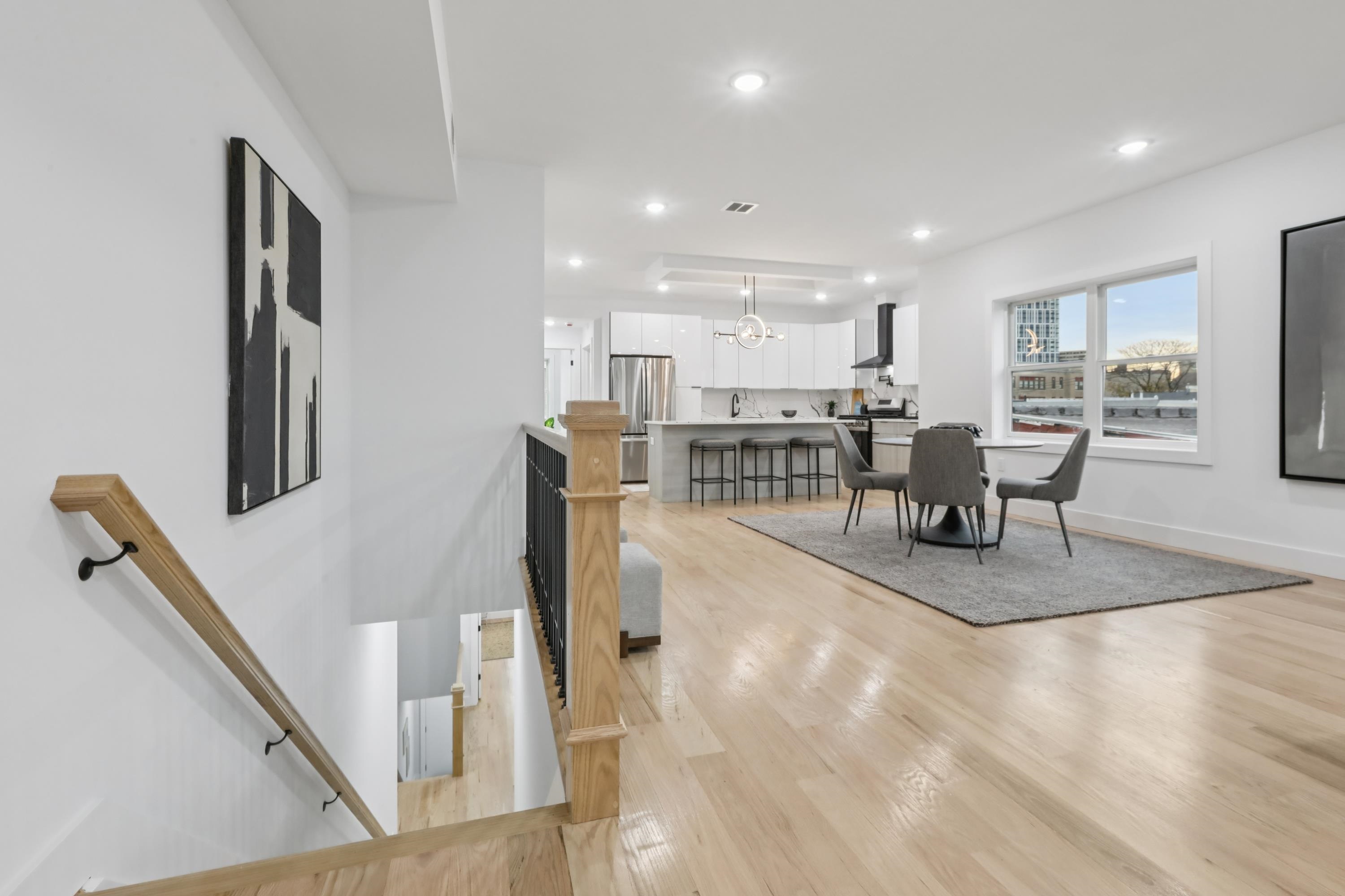 78 BEACON AVE Unit: 2