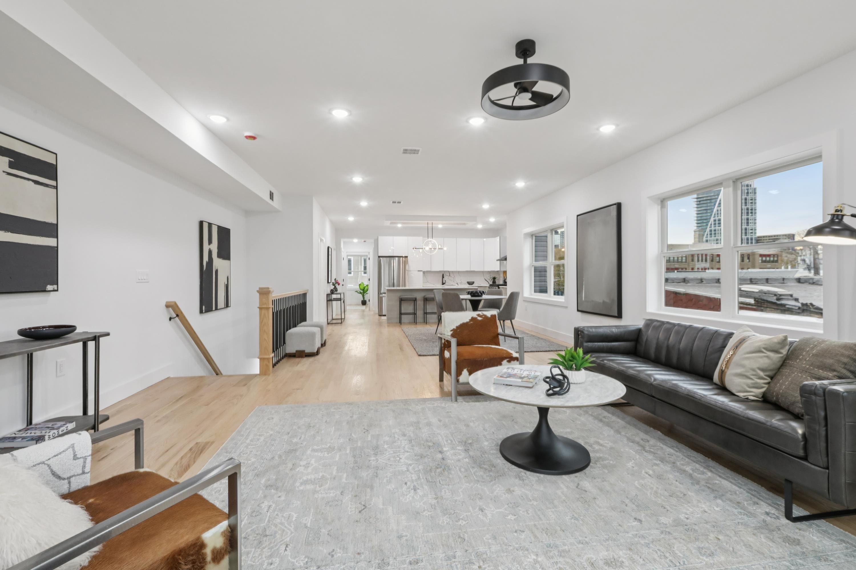 78 BEACON AVE Unit: 2