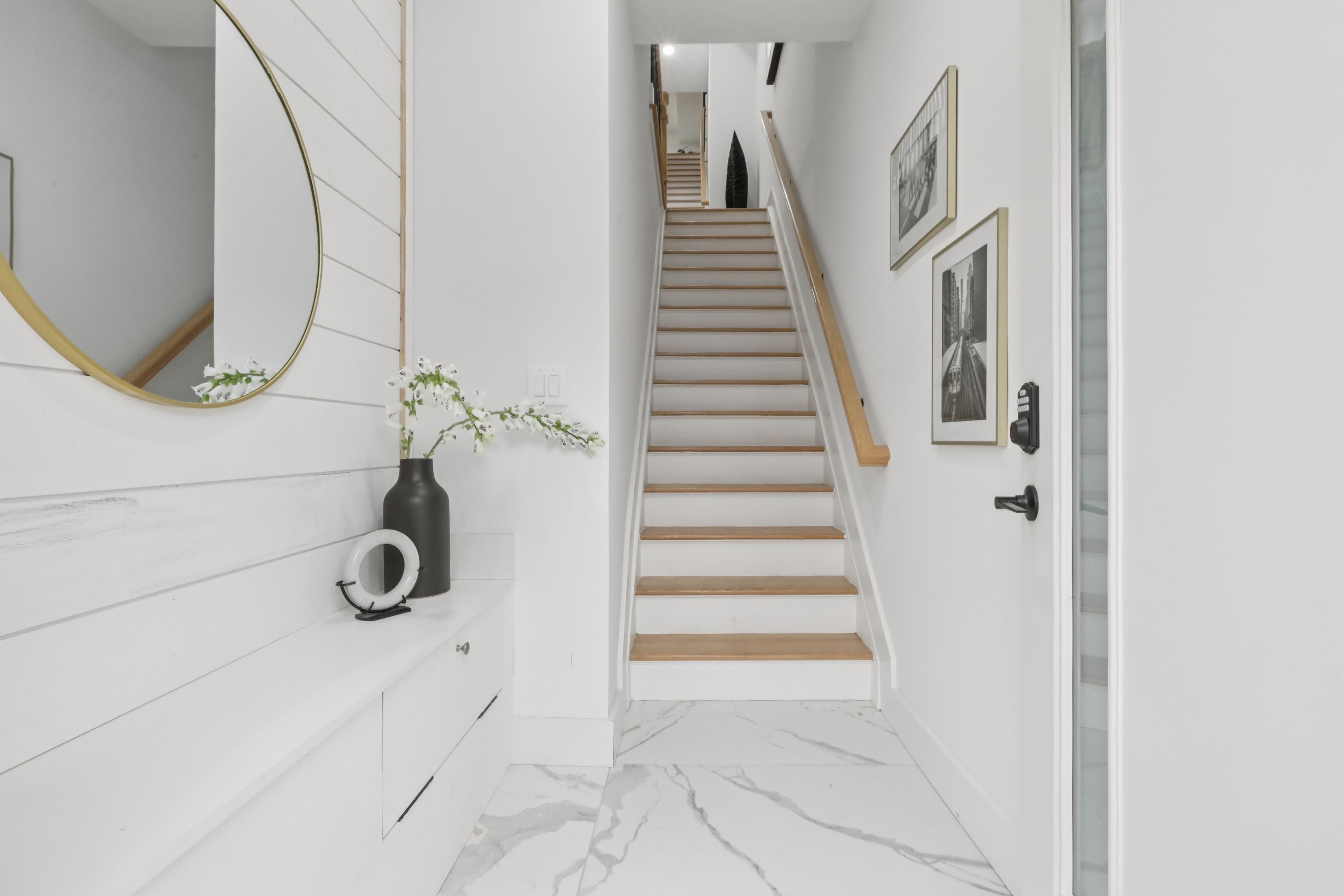 78 BEACON AVE Unit: 2