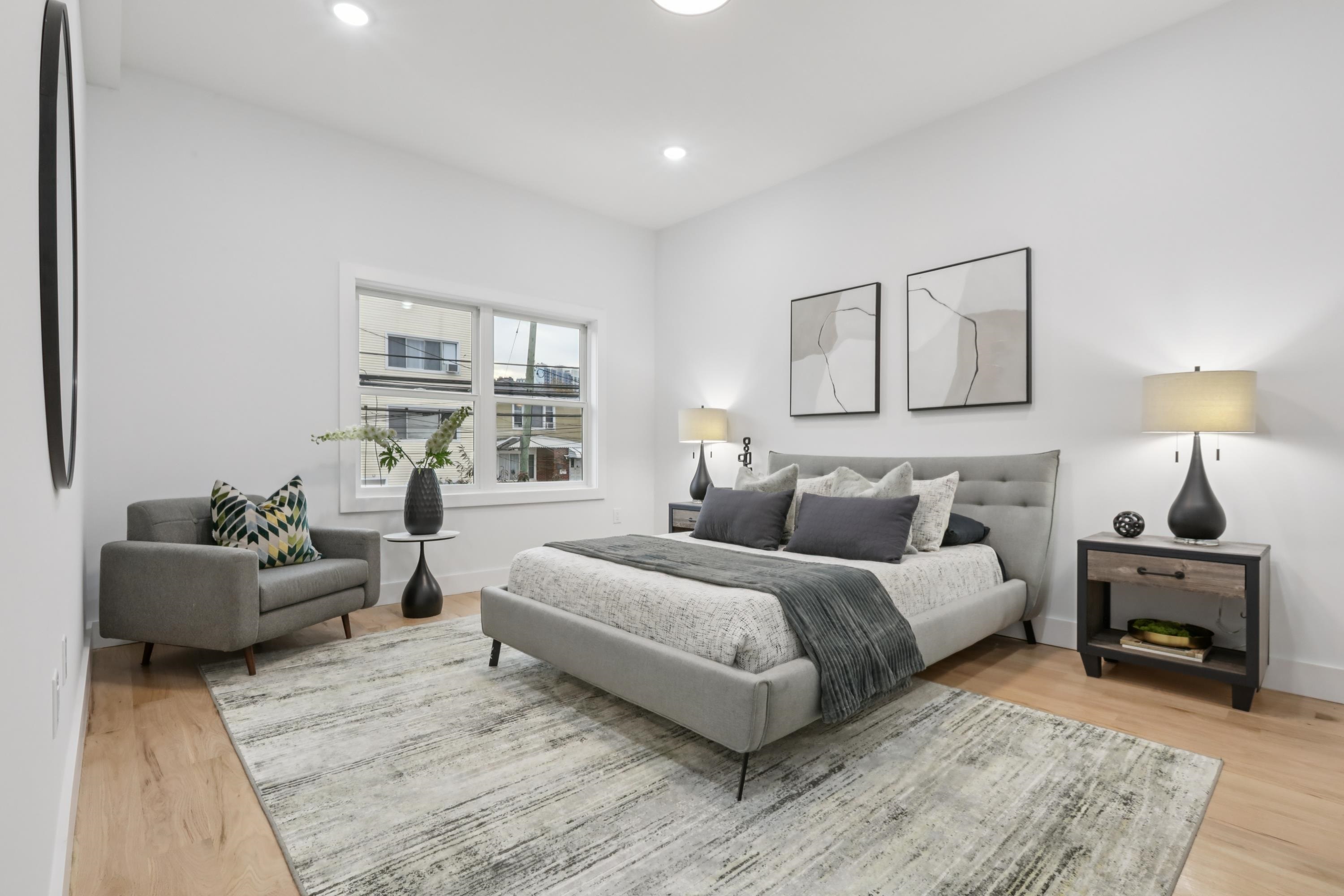 78 BEACON AVE Unit: 2