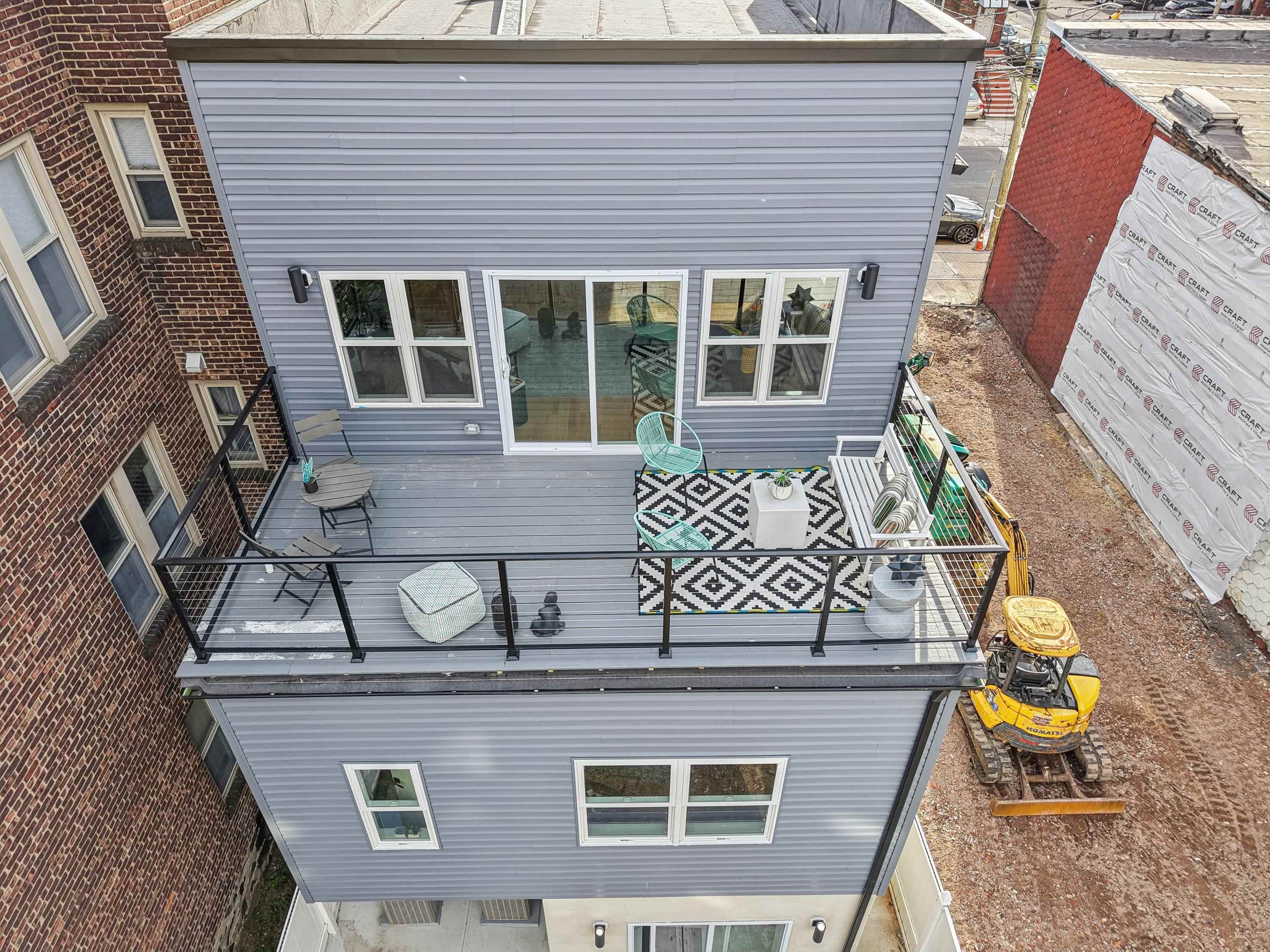 78 BEACON AVE Unit: 2