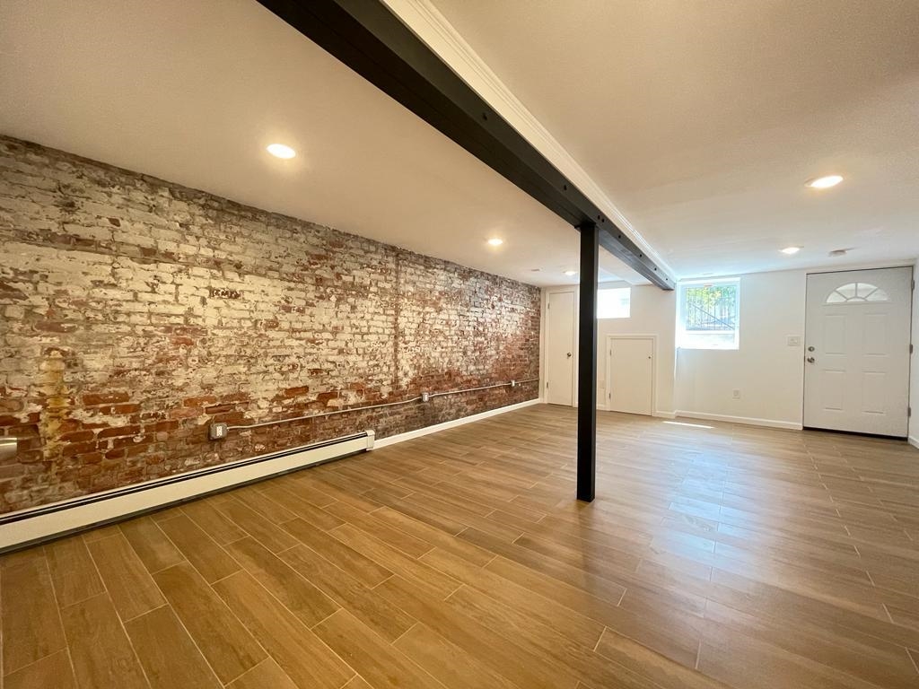 6041 PALISADE AVE Unit: ground