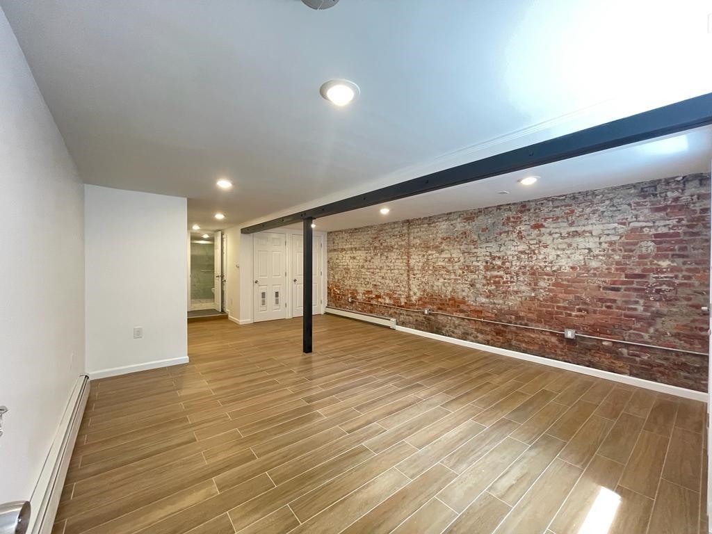 6041 PALISADE AVE Unit: ground