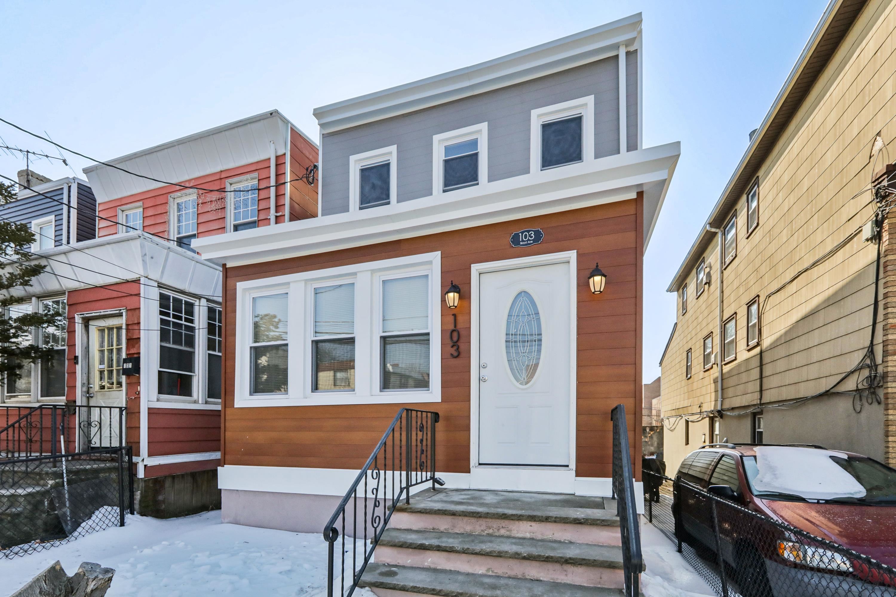 103 BOYD AVE