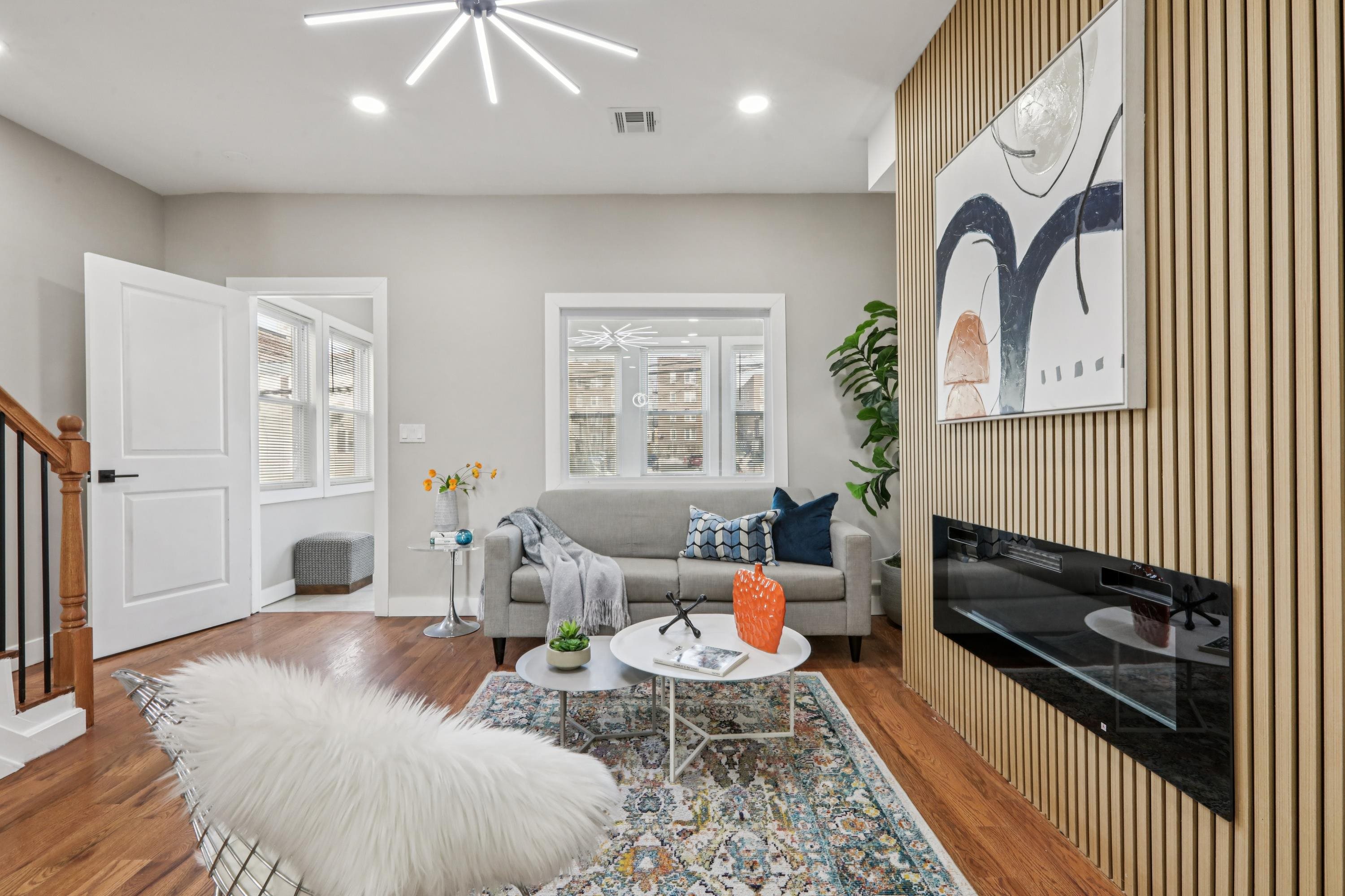 103 BOYD AVE