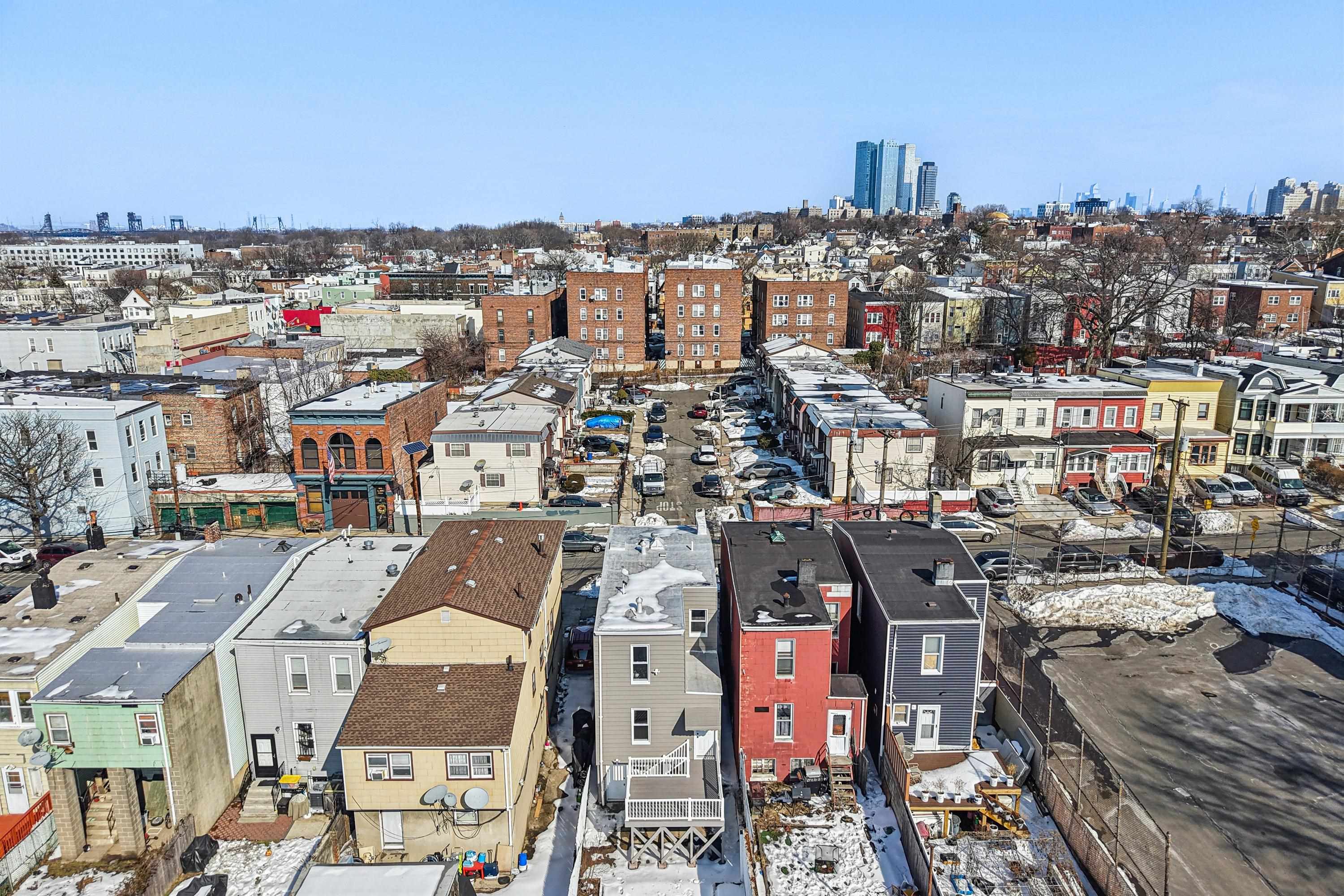 103 BOYD AVE