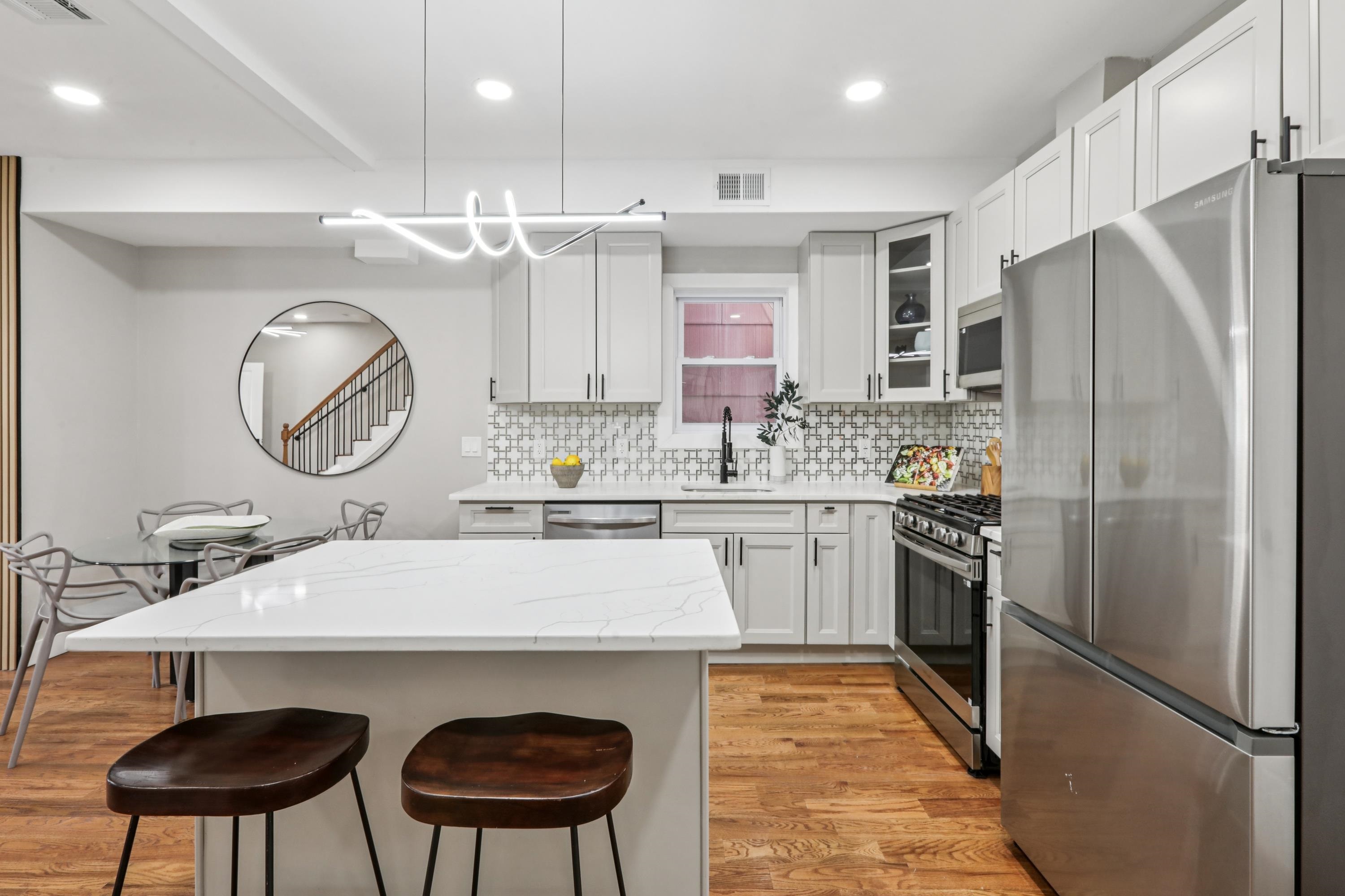 103 BOYD AVE