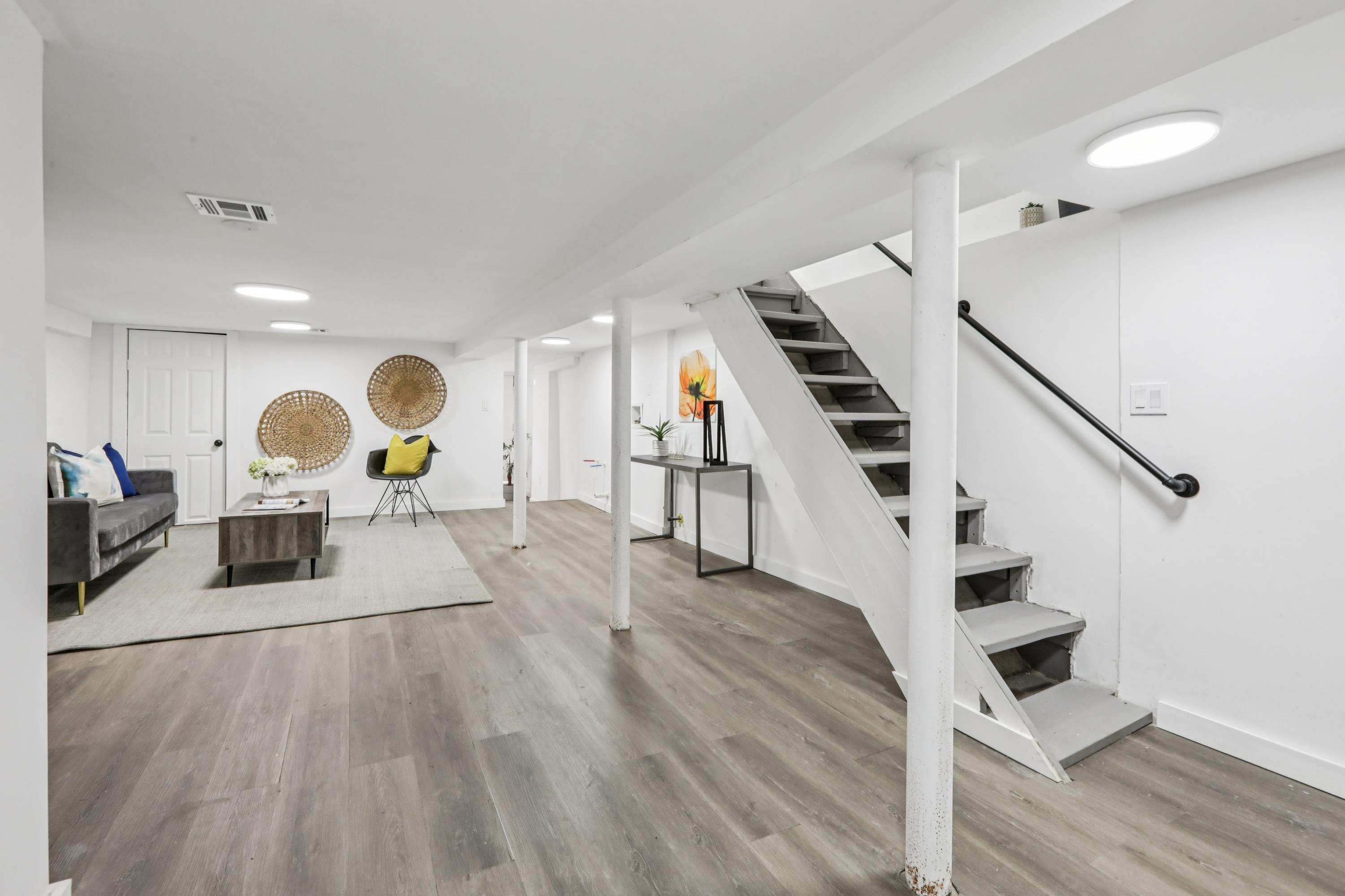 103 BOYD AVE