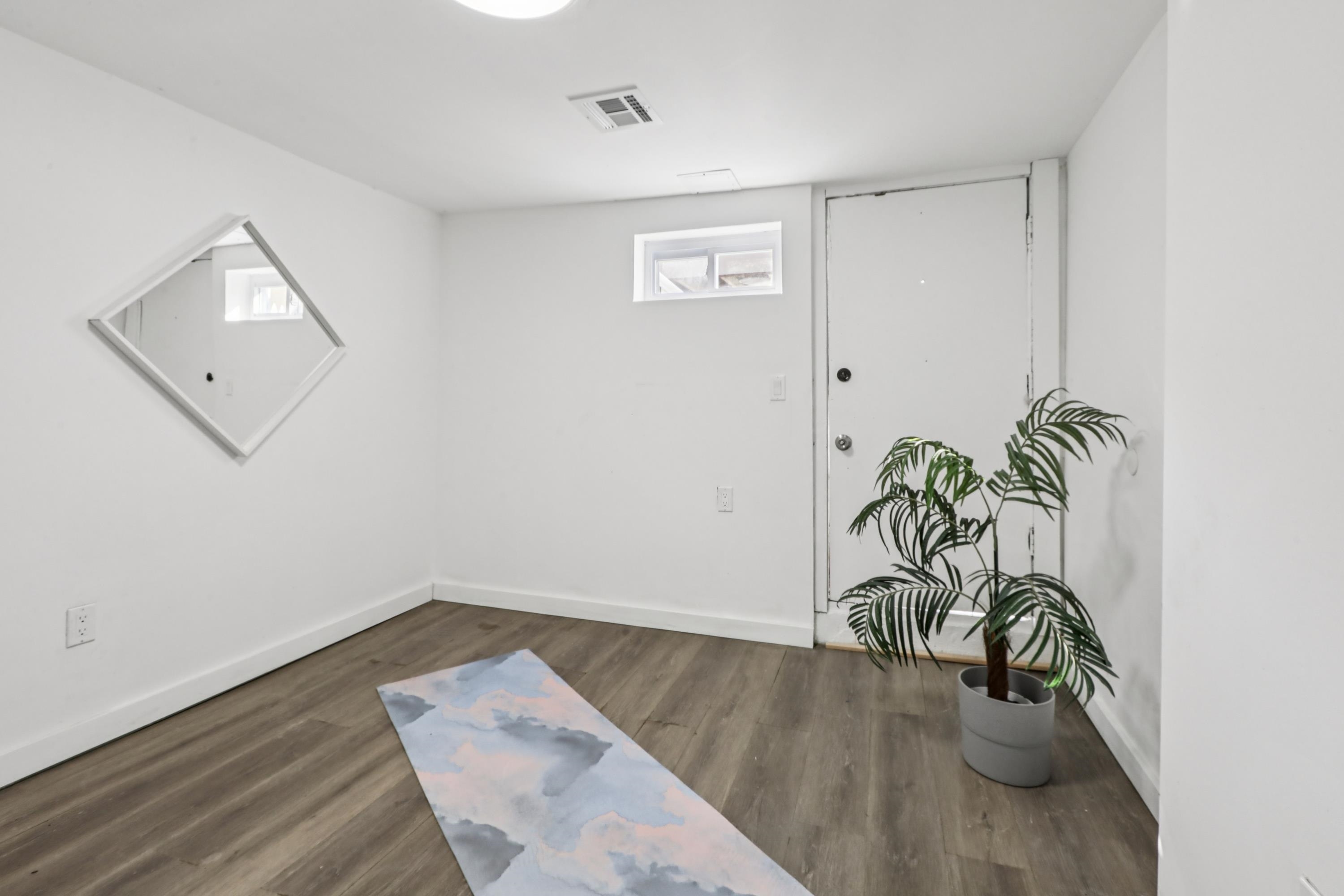 103 BOYD AVE