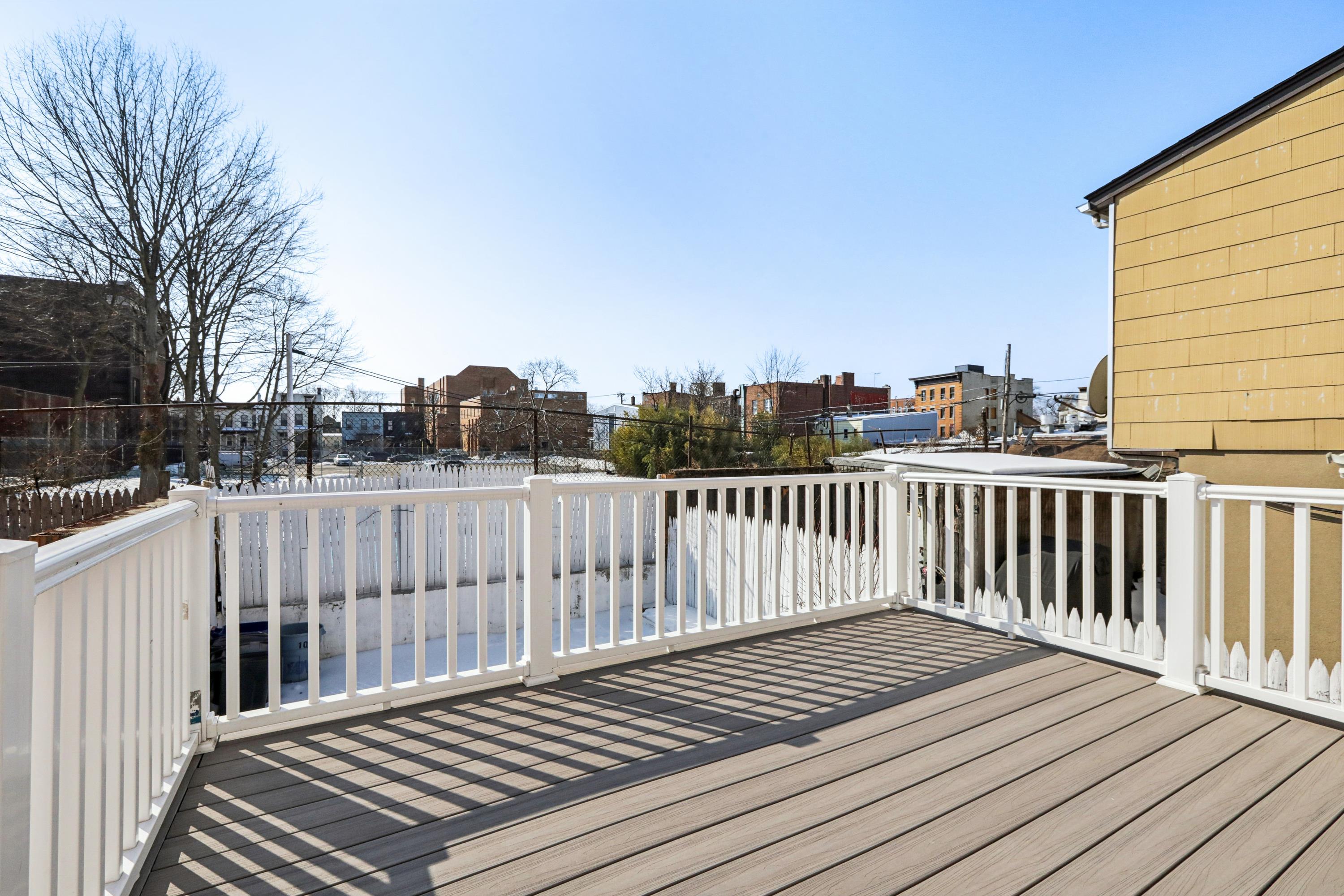 103 BOYD AVE