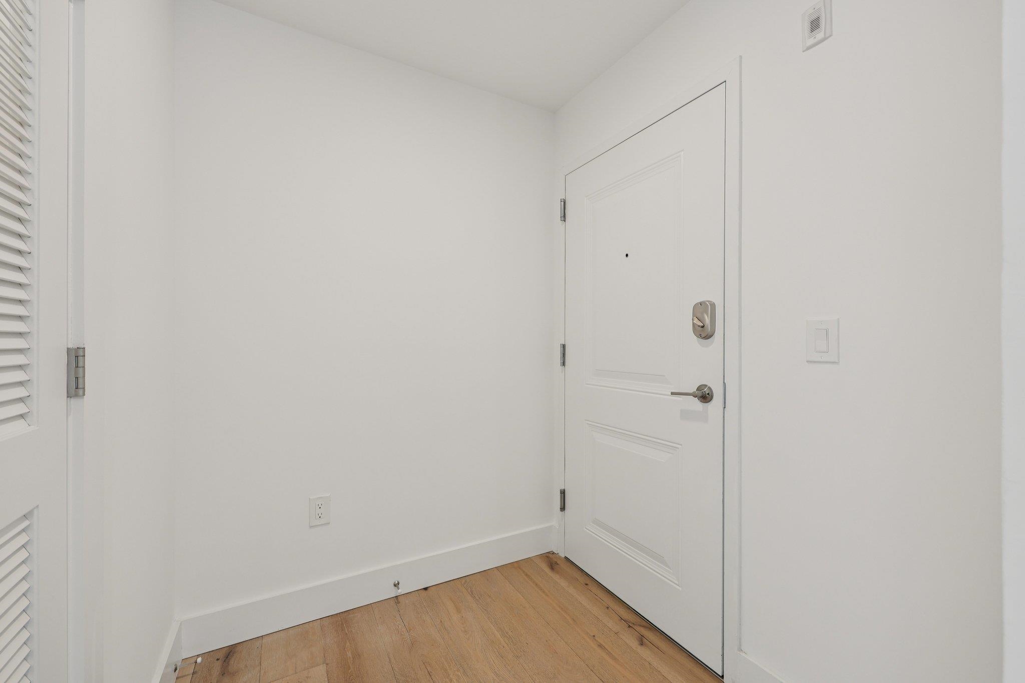 348 BALDWIN AVE Unit: 209