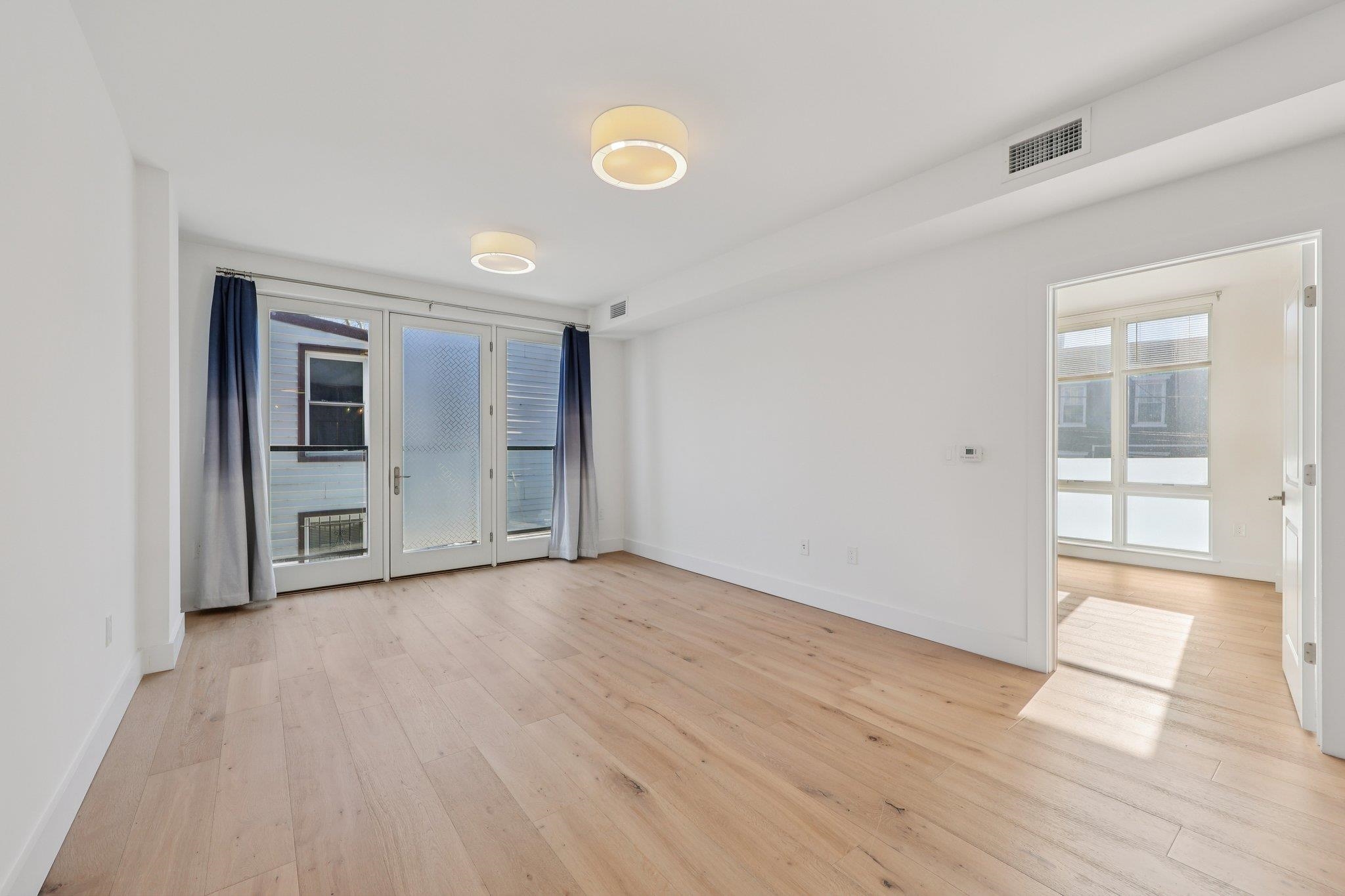 348 BALDWIN AVE Unit: 209