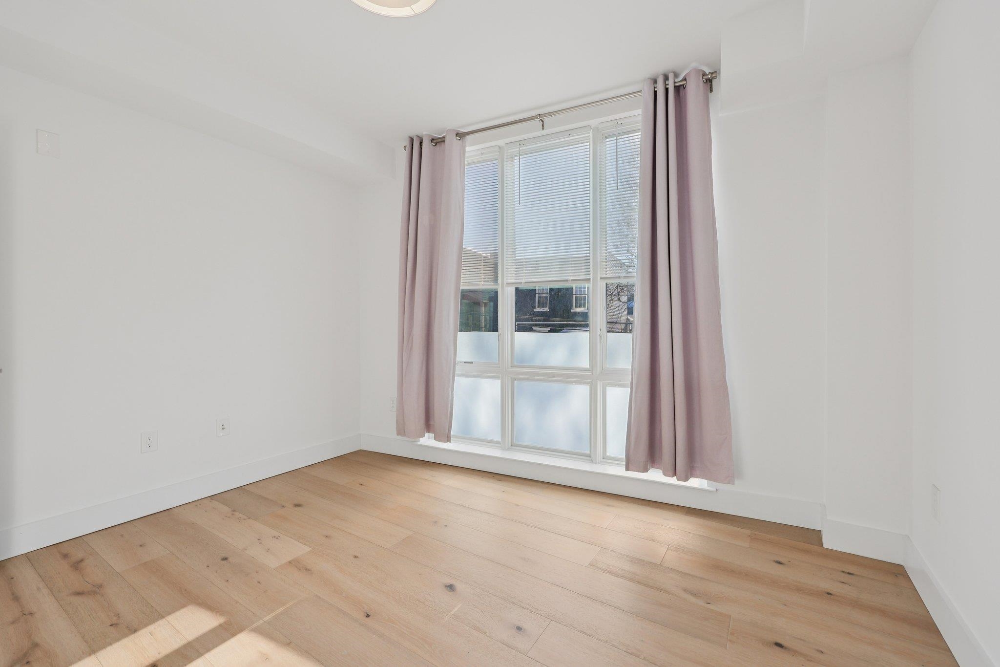 348 BALDWIN AVE Unit: 209