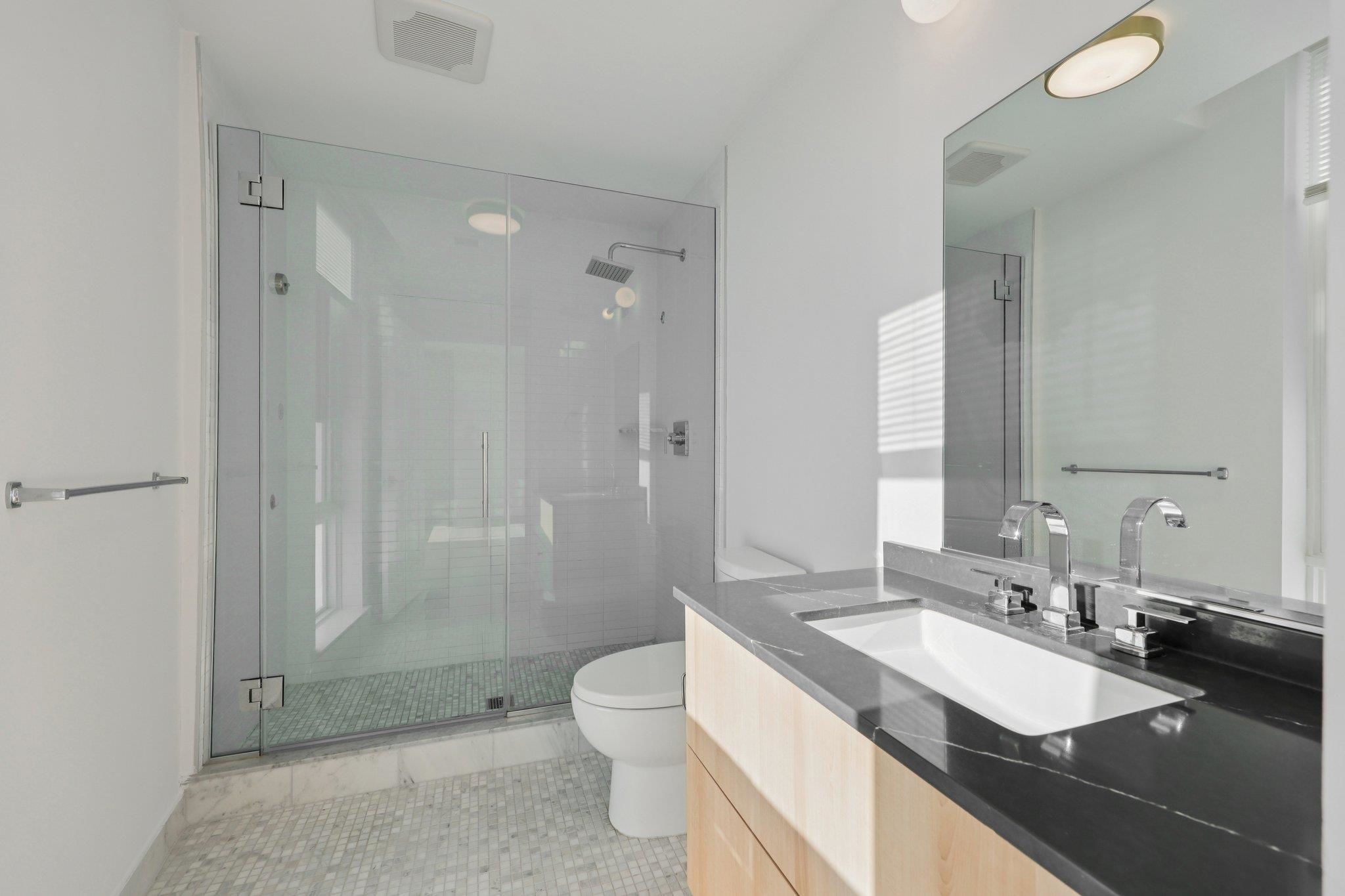 348 BALDWIN AVE Unit: 209