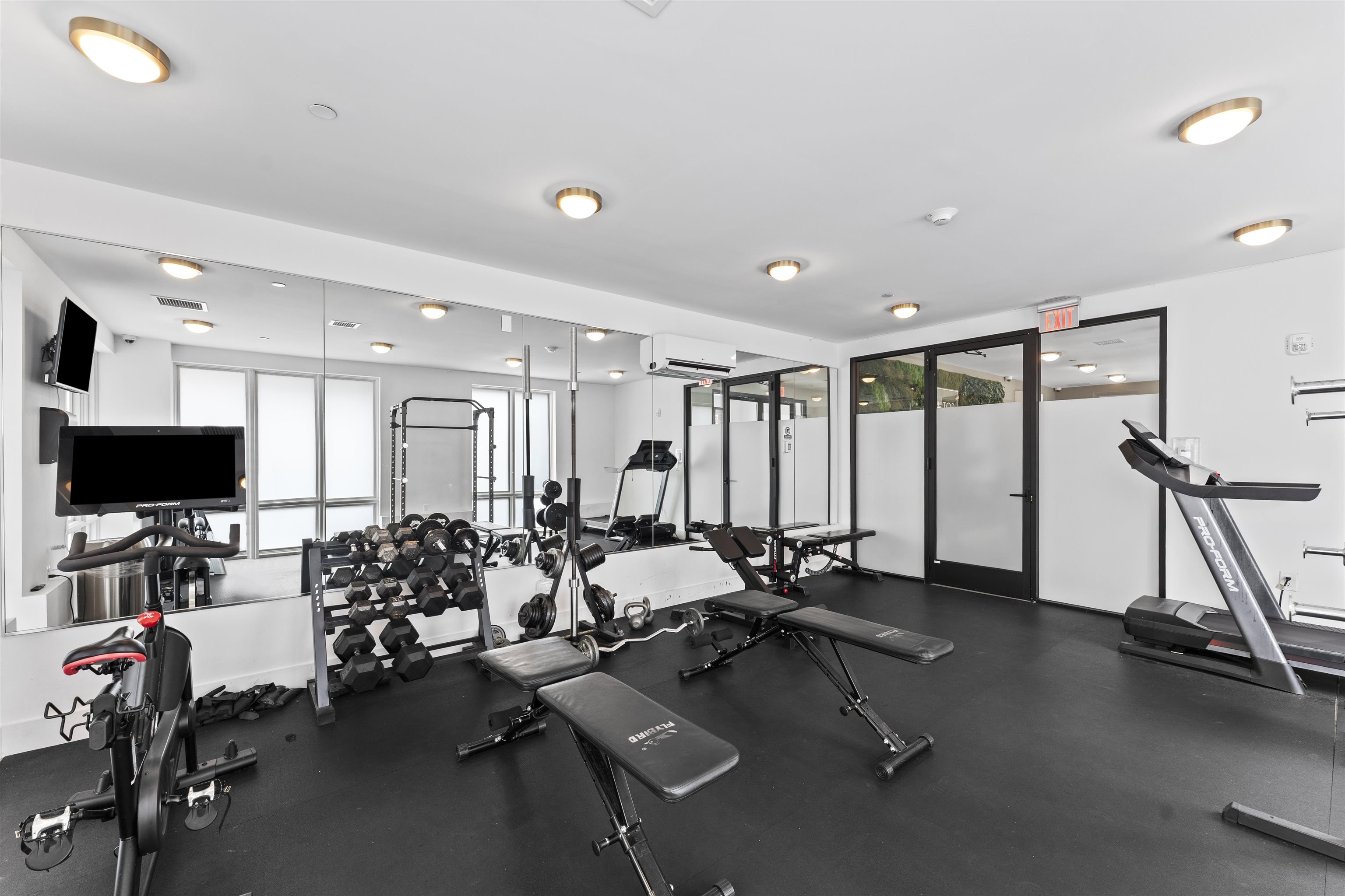 348 BALDWIN AVE Unit: 209