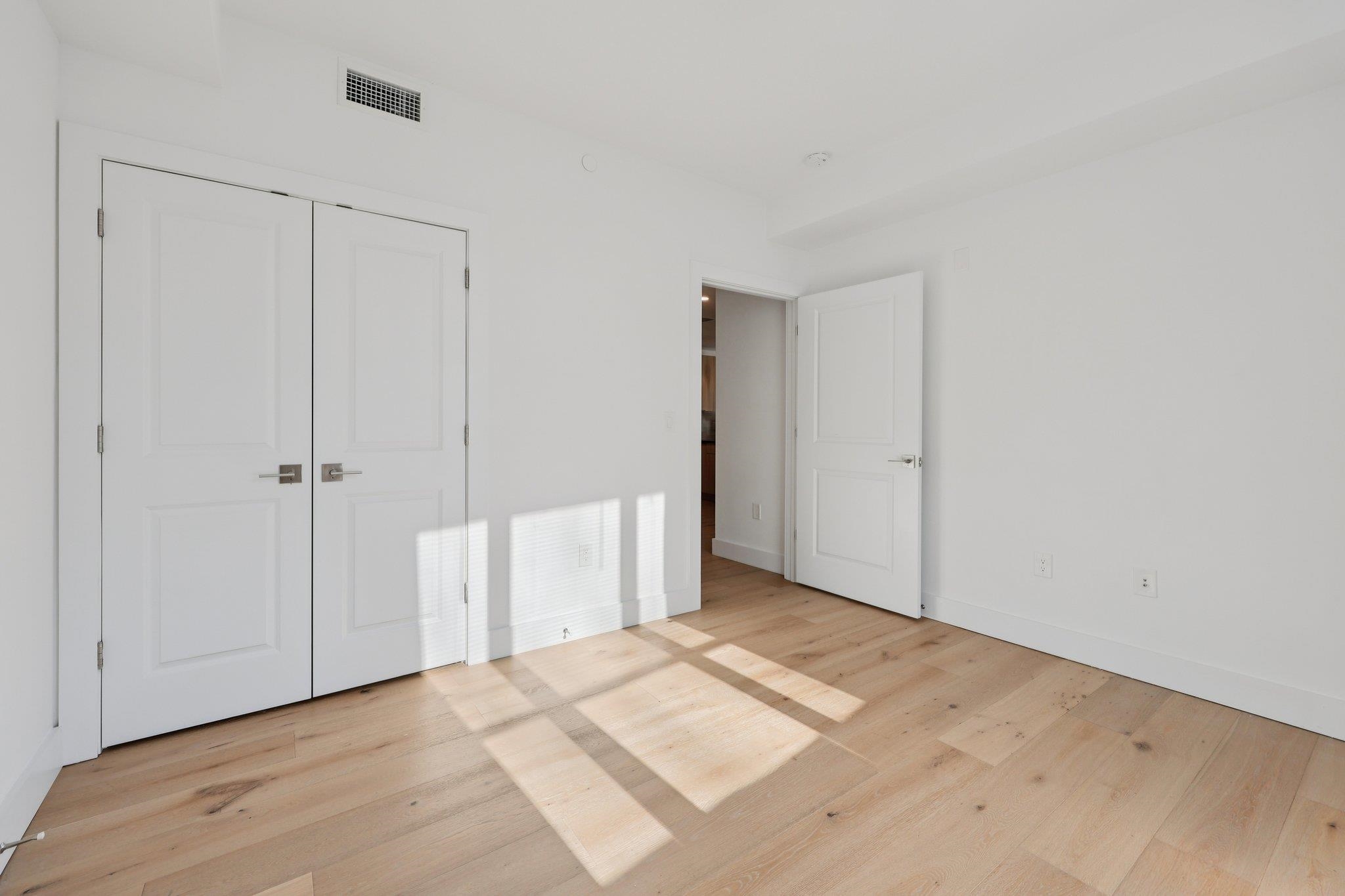 348 BALDWIN AVE Unit: 209