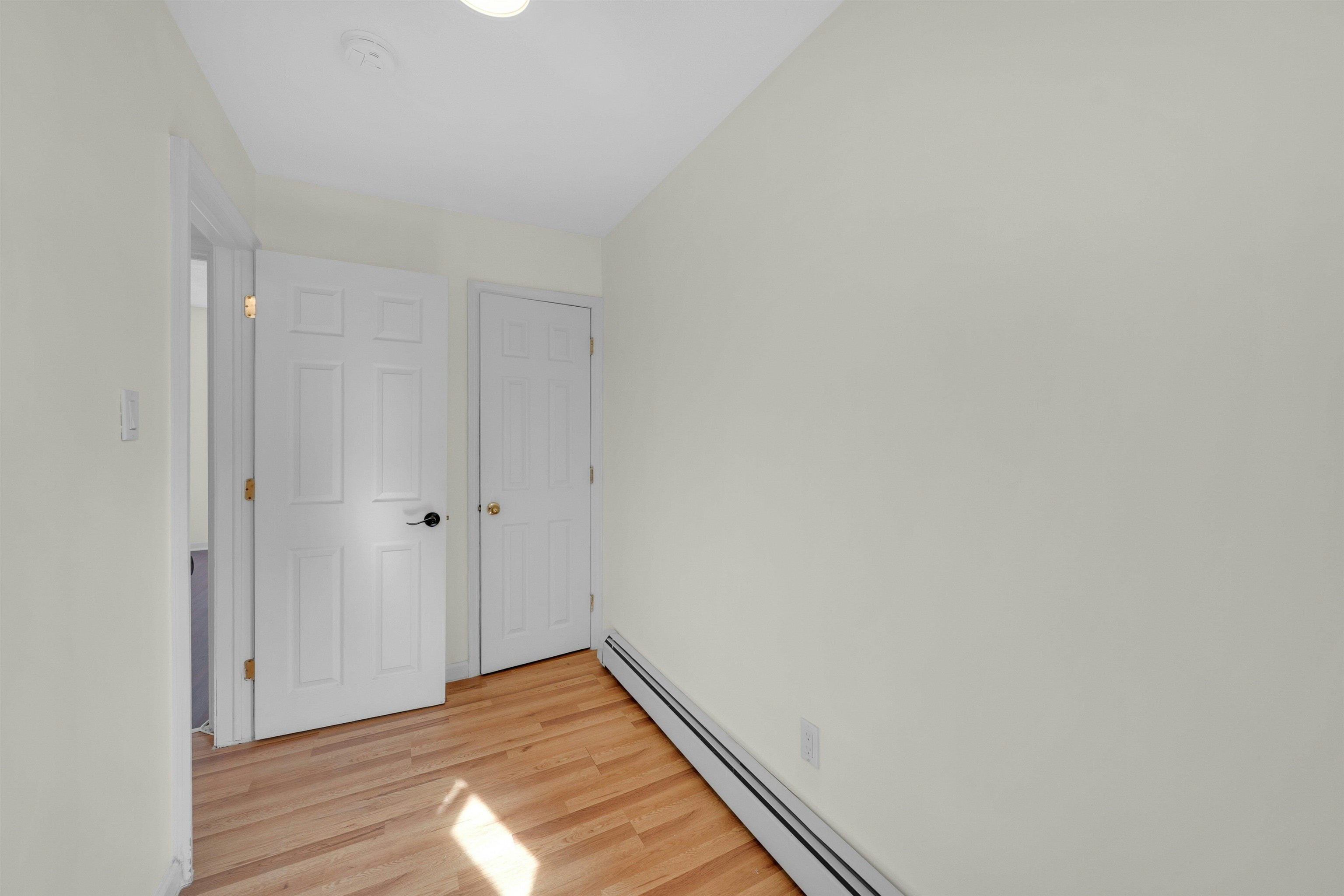 811 MONTGOMERY ST Unit: 2L