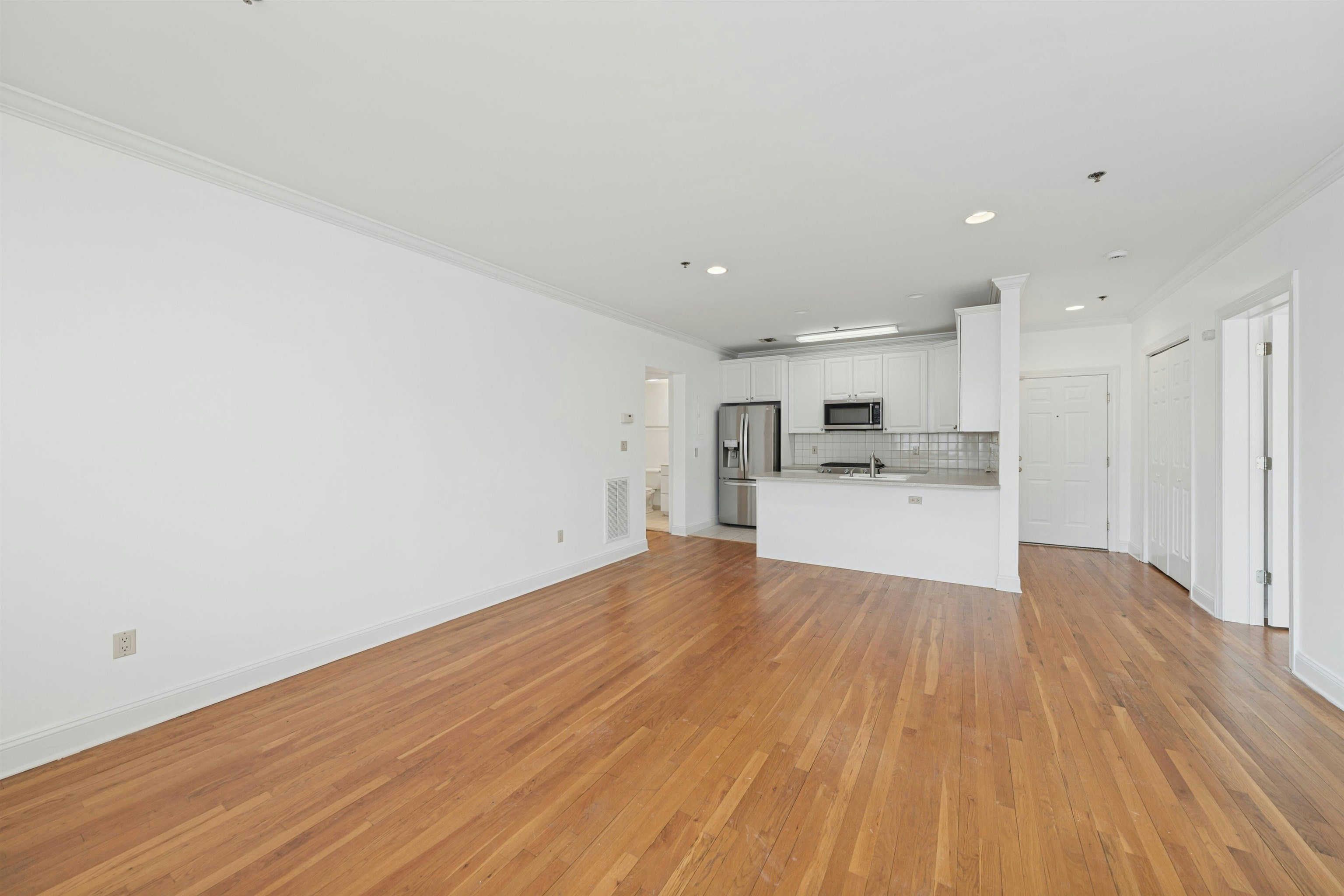 82 CLINTON ST Unit: 6B