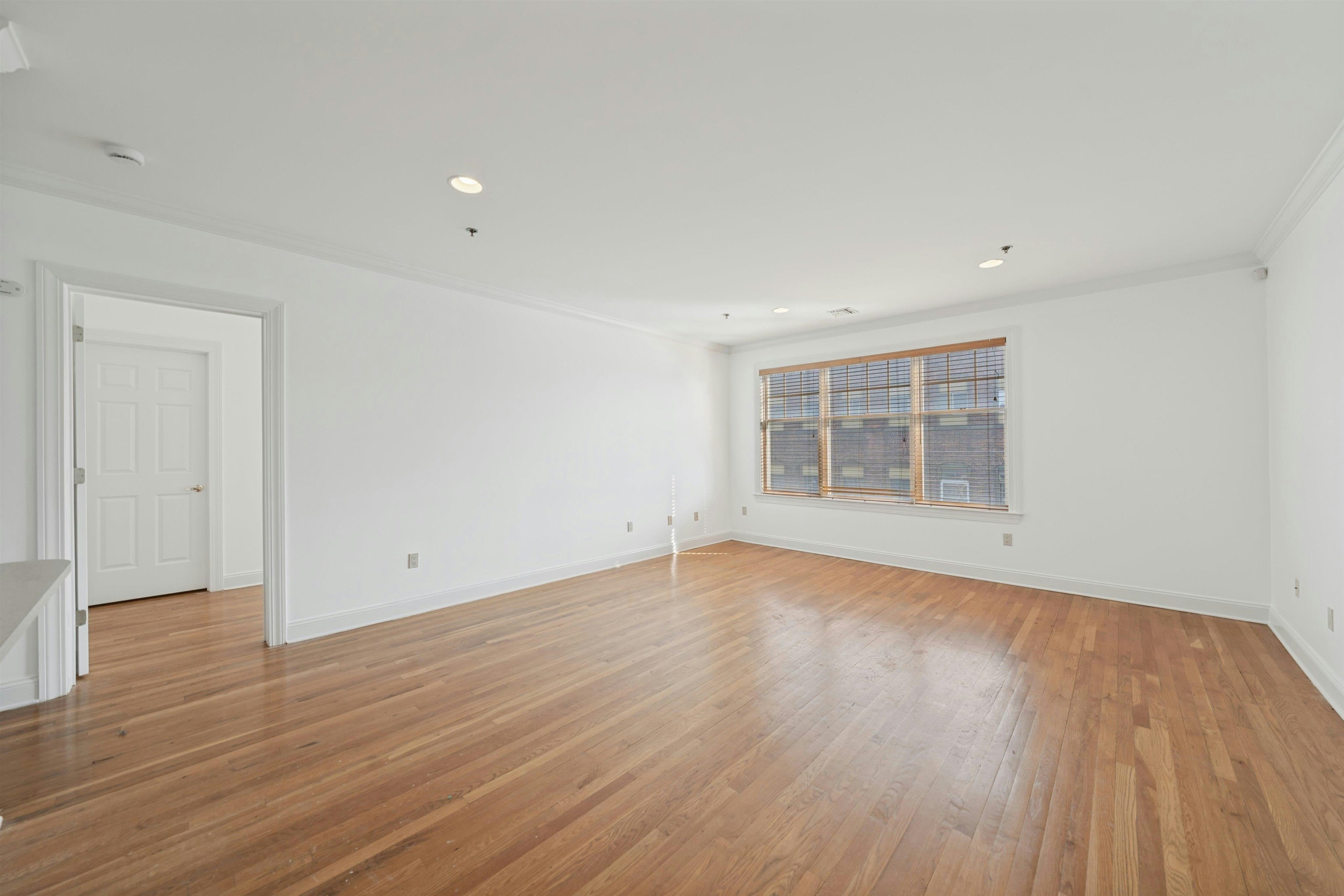 82 CLINTON ST Unit: 6B