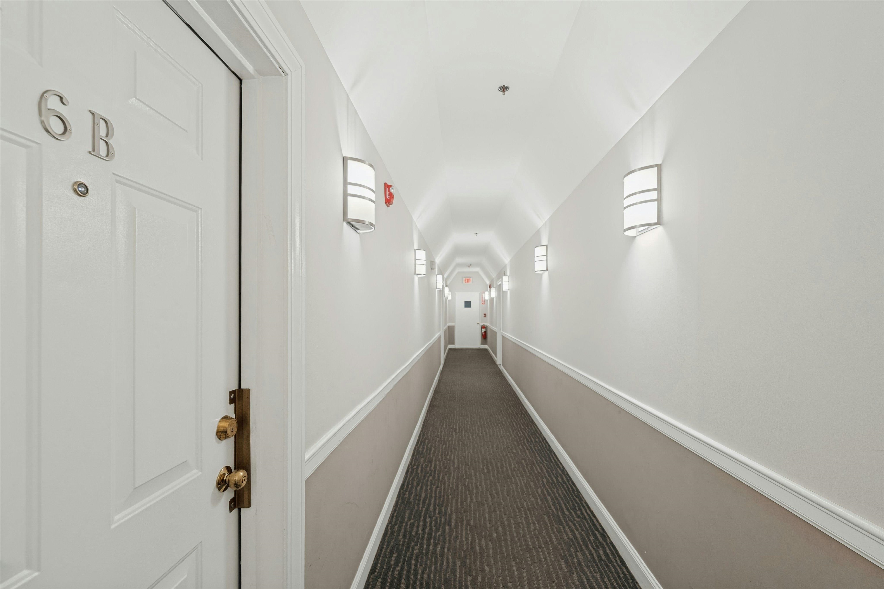 82 CLINTON ST Unit: 6B