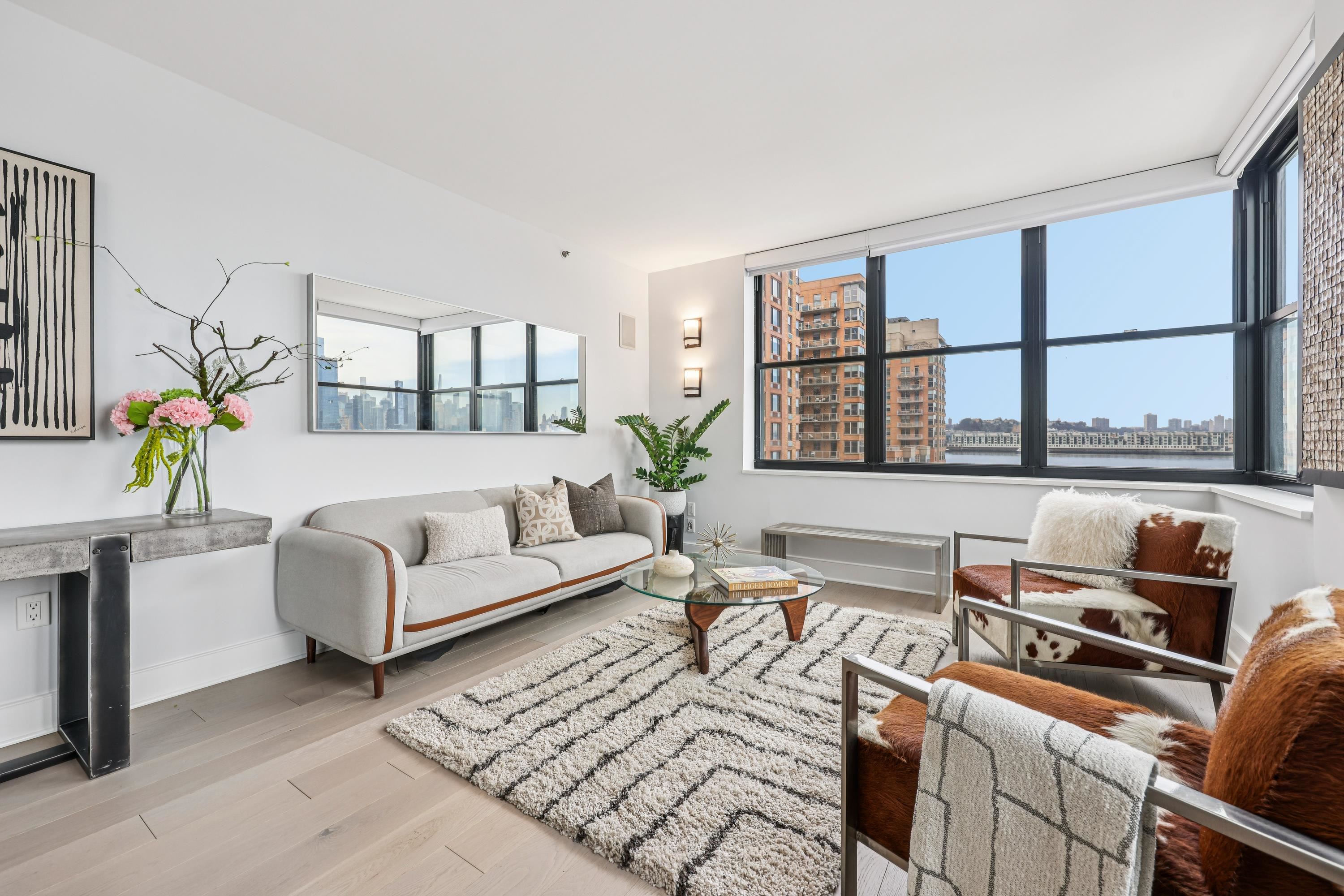 2 CONSTITUTION CT Unit: 503