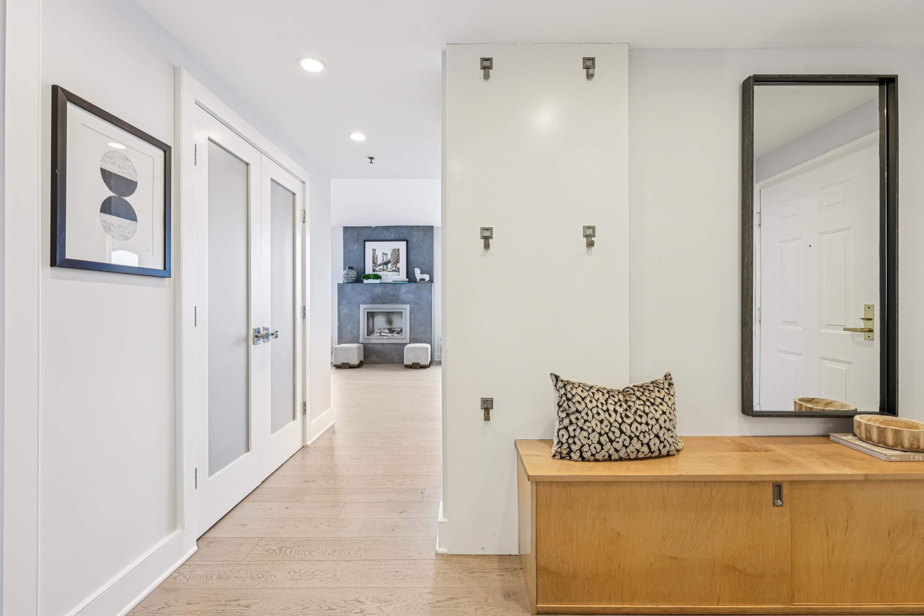 2 CONSTITUTION CT Unit: 503