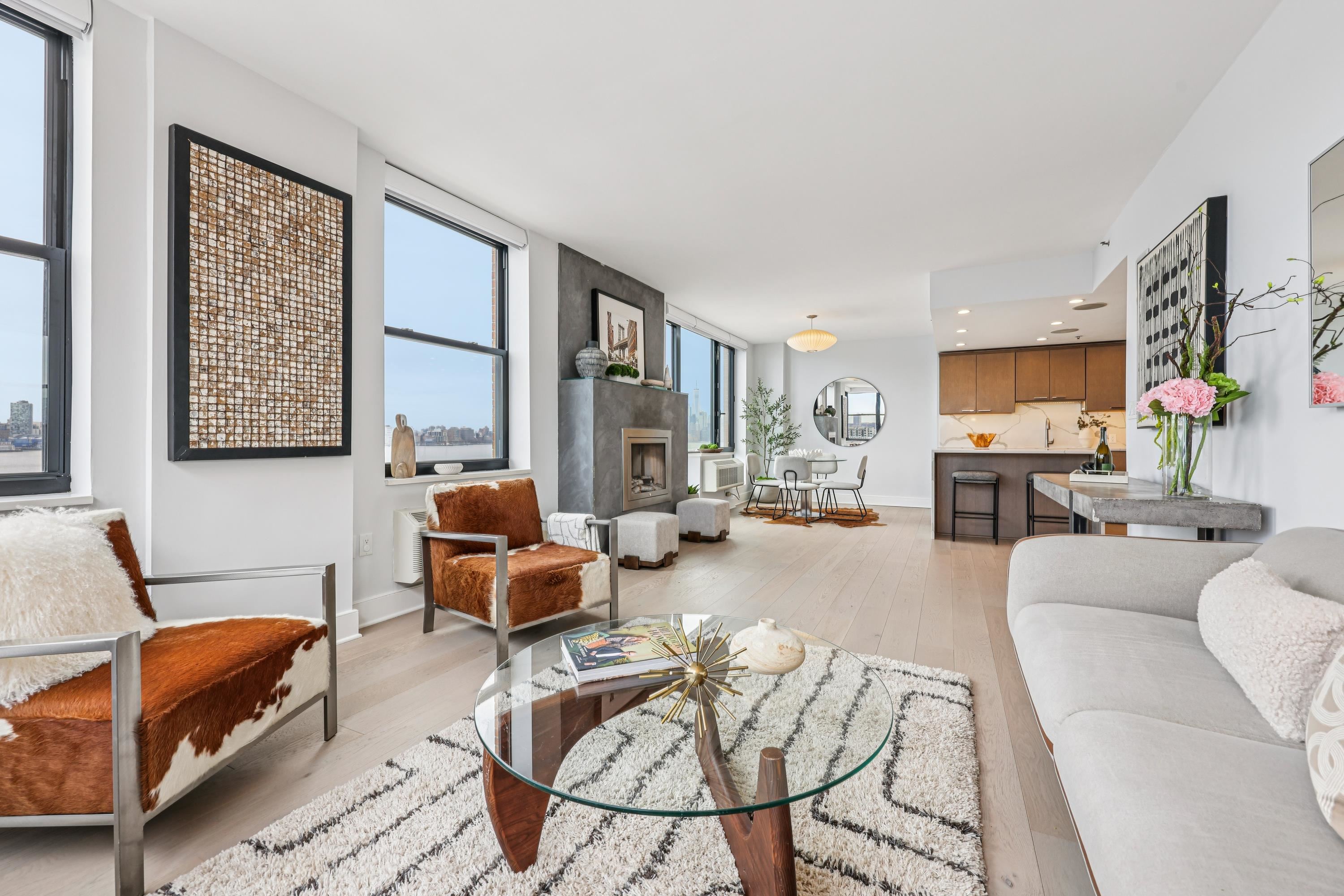 2 CONSTITUTION CT Unit: 503