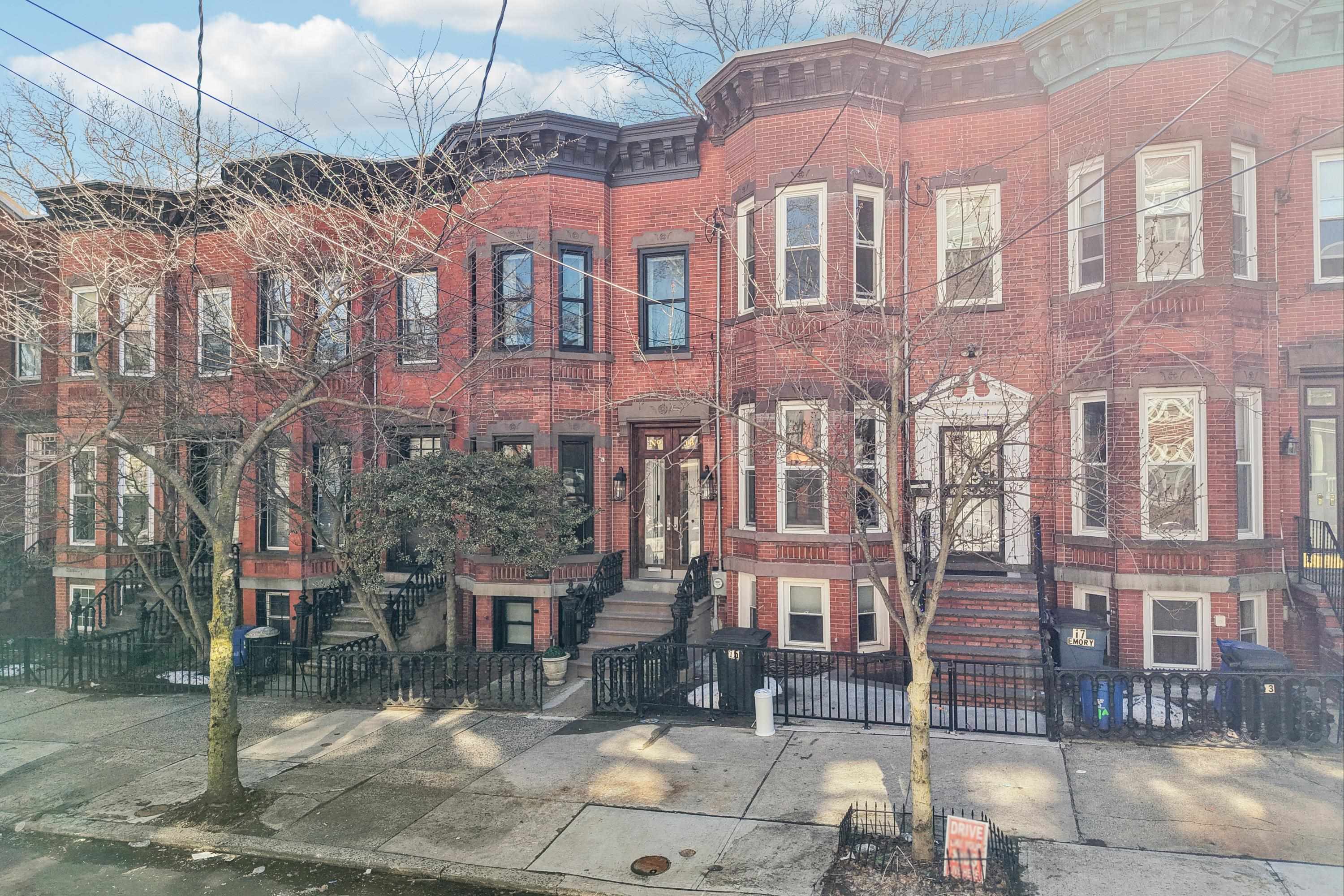 13 EMORY ST